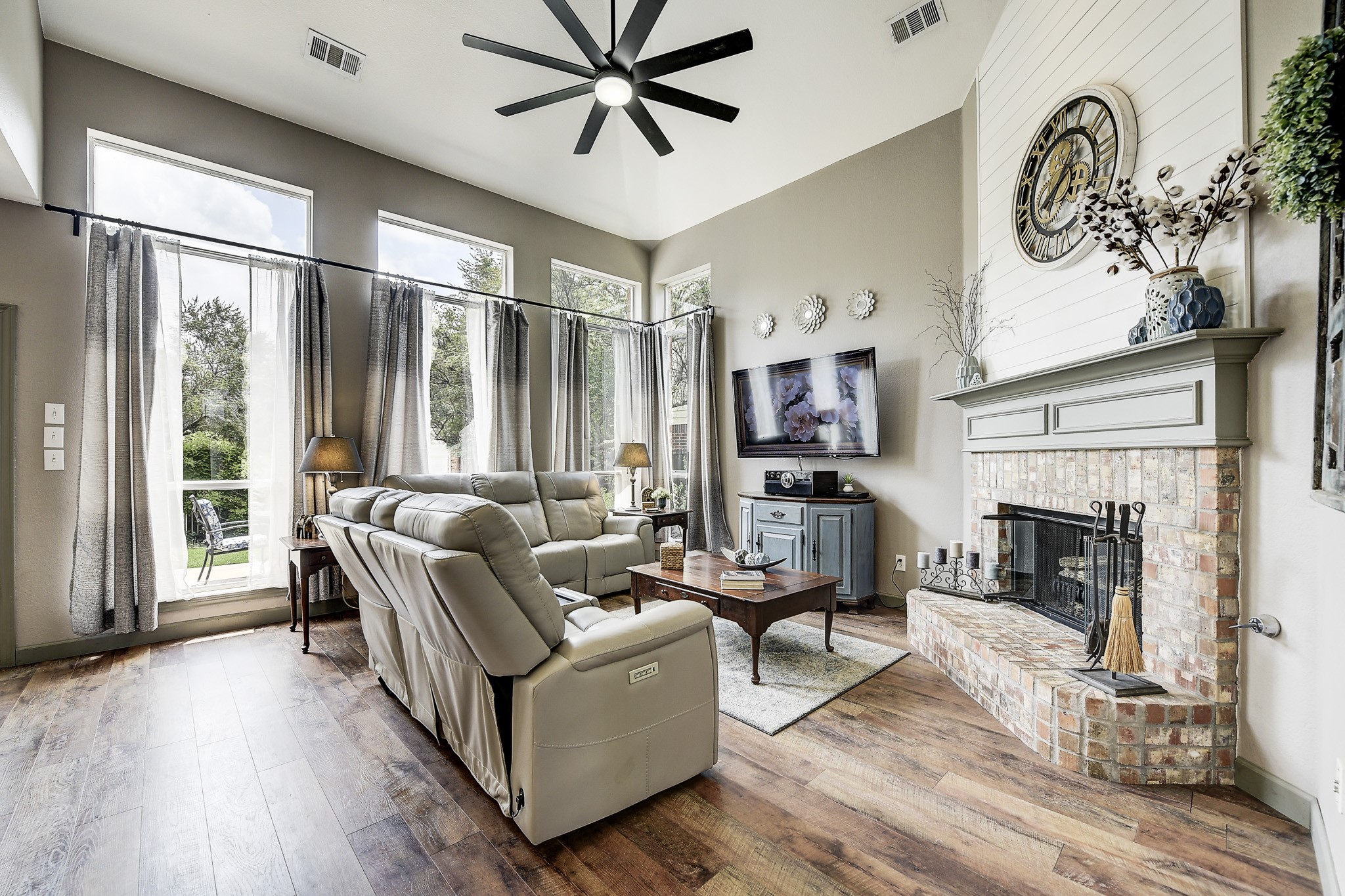 1627 Sagebrush Drive