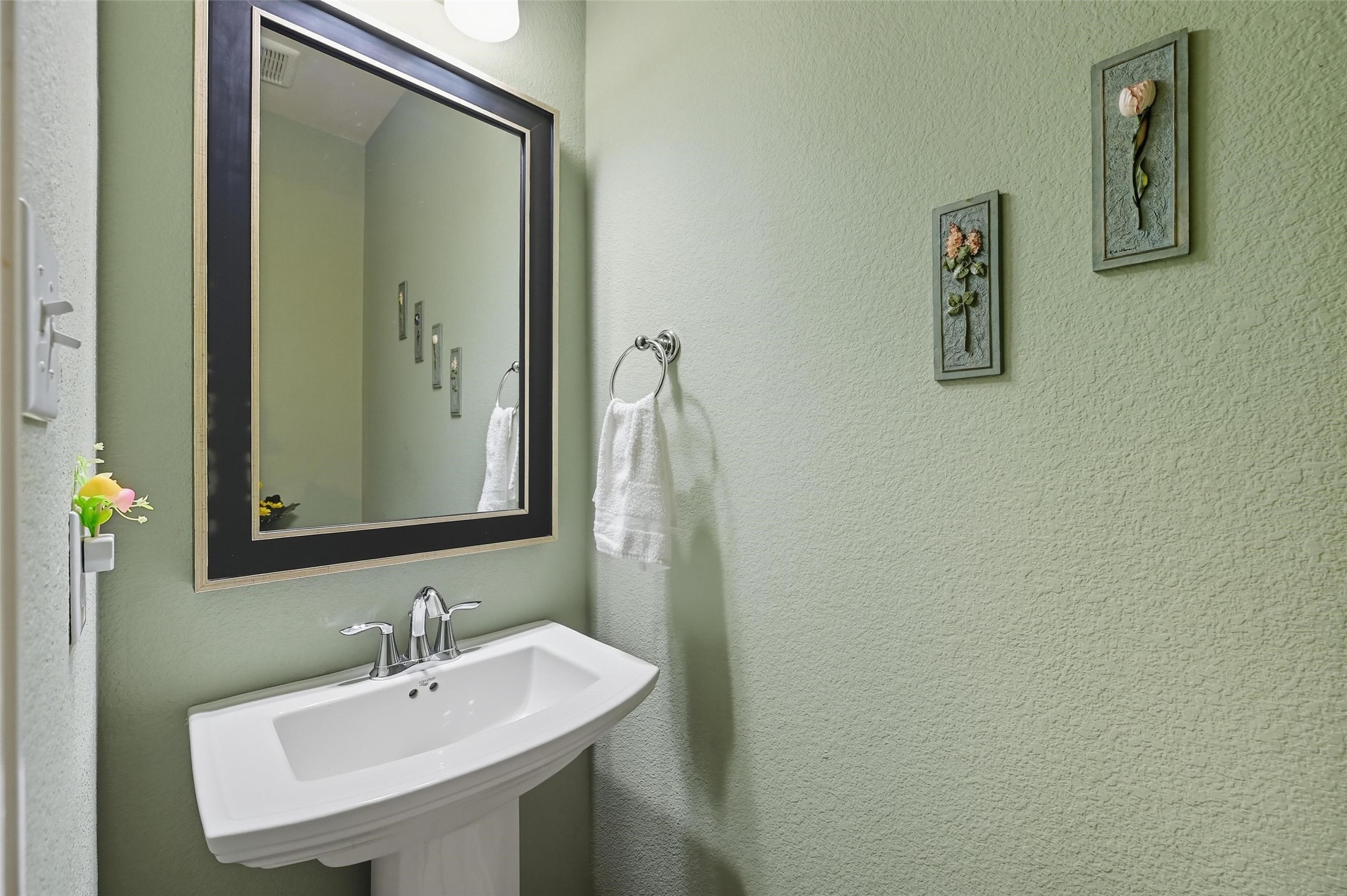 4302 Meadow Hawk Drive