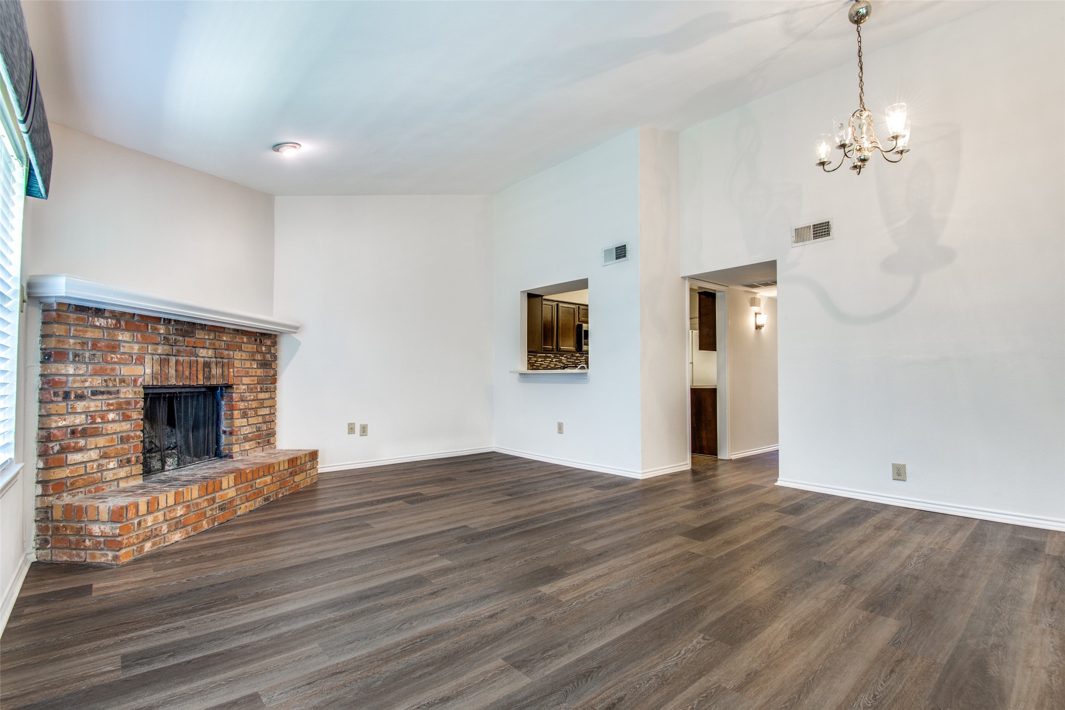 2835 Keller Springs Road 1304