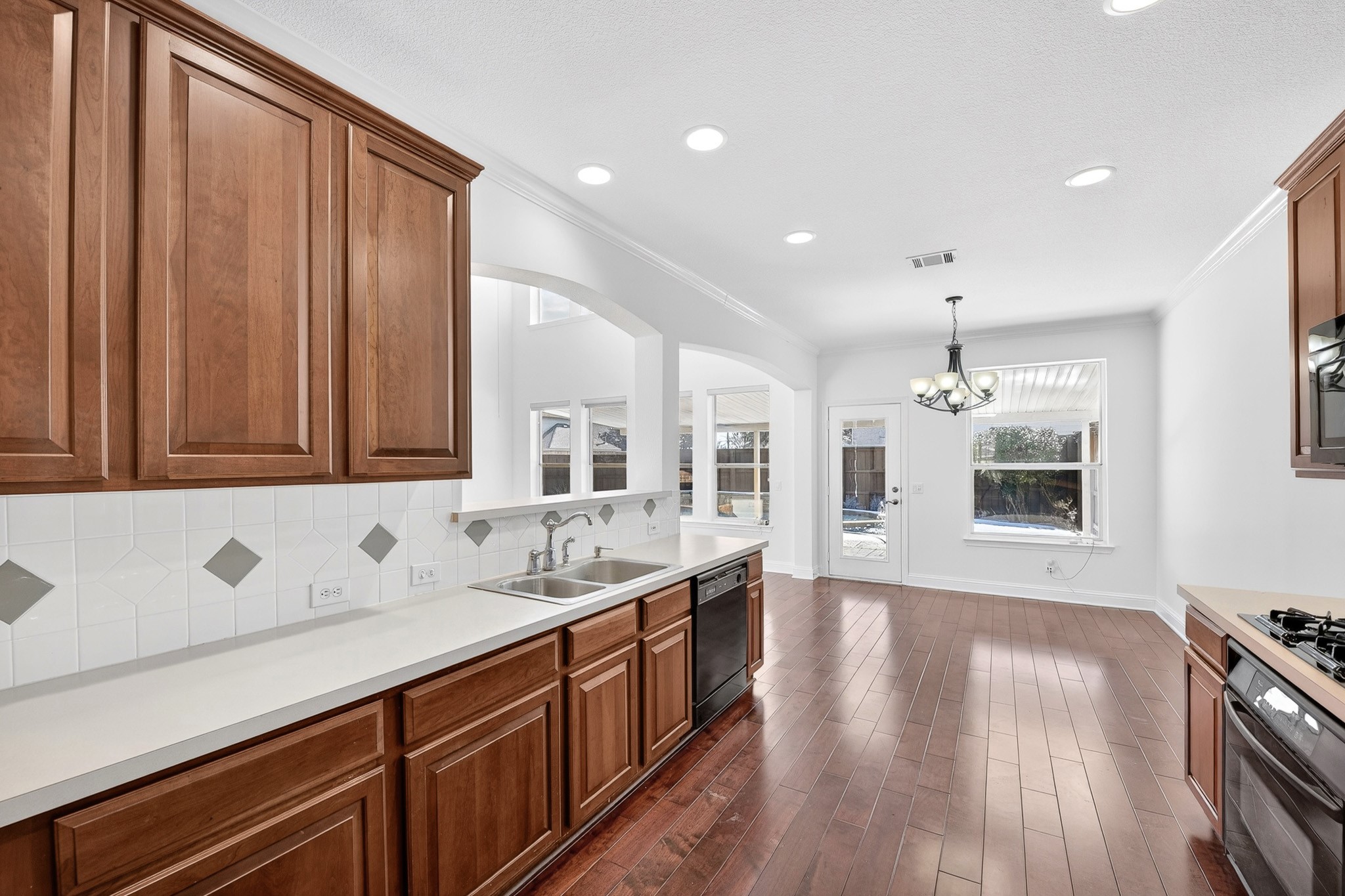 3004 Kimble Drive