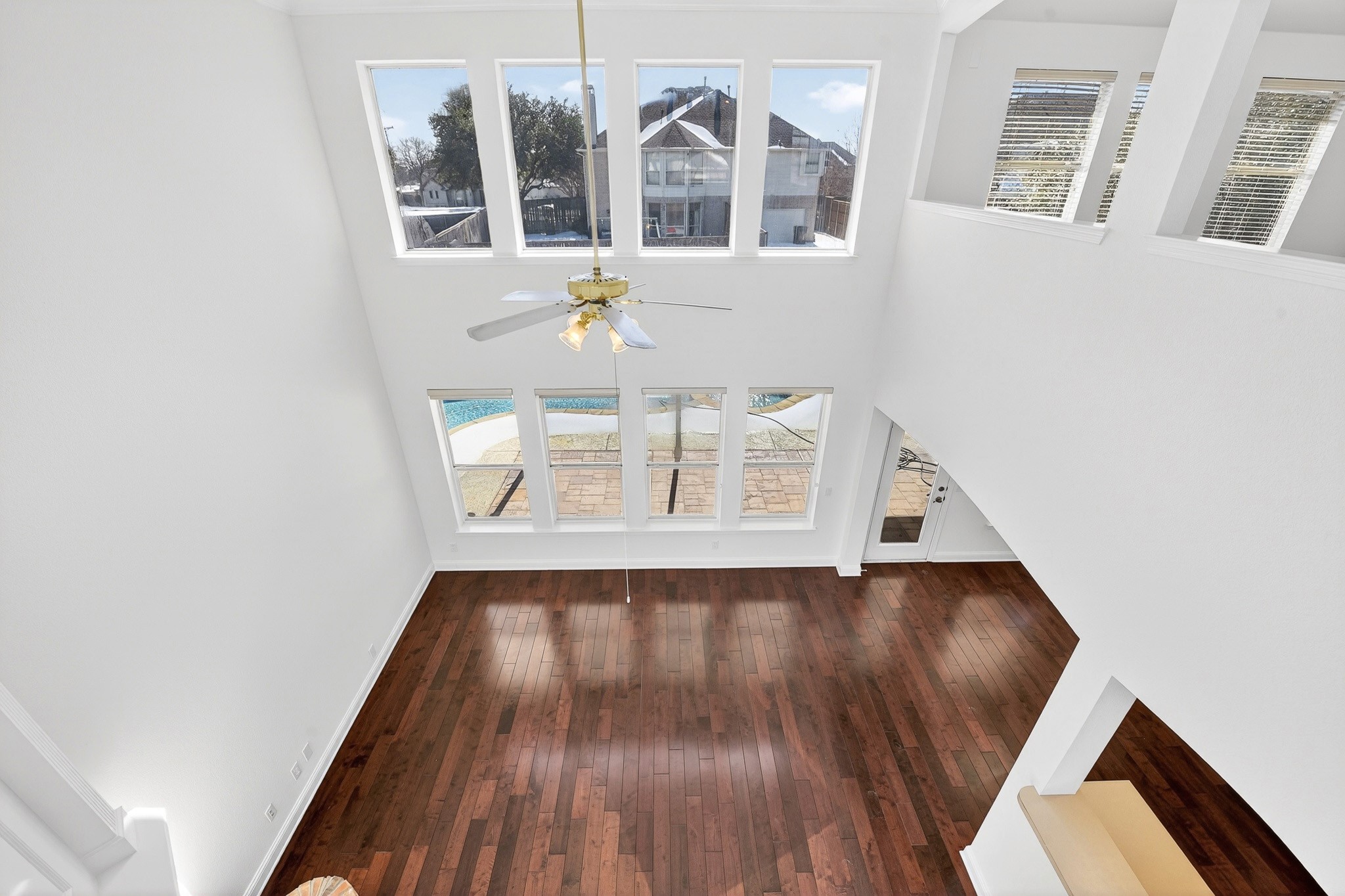 3004 Kimble Drive