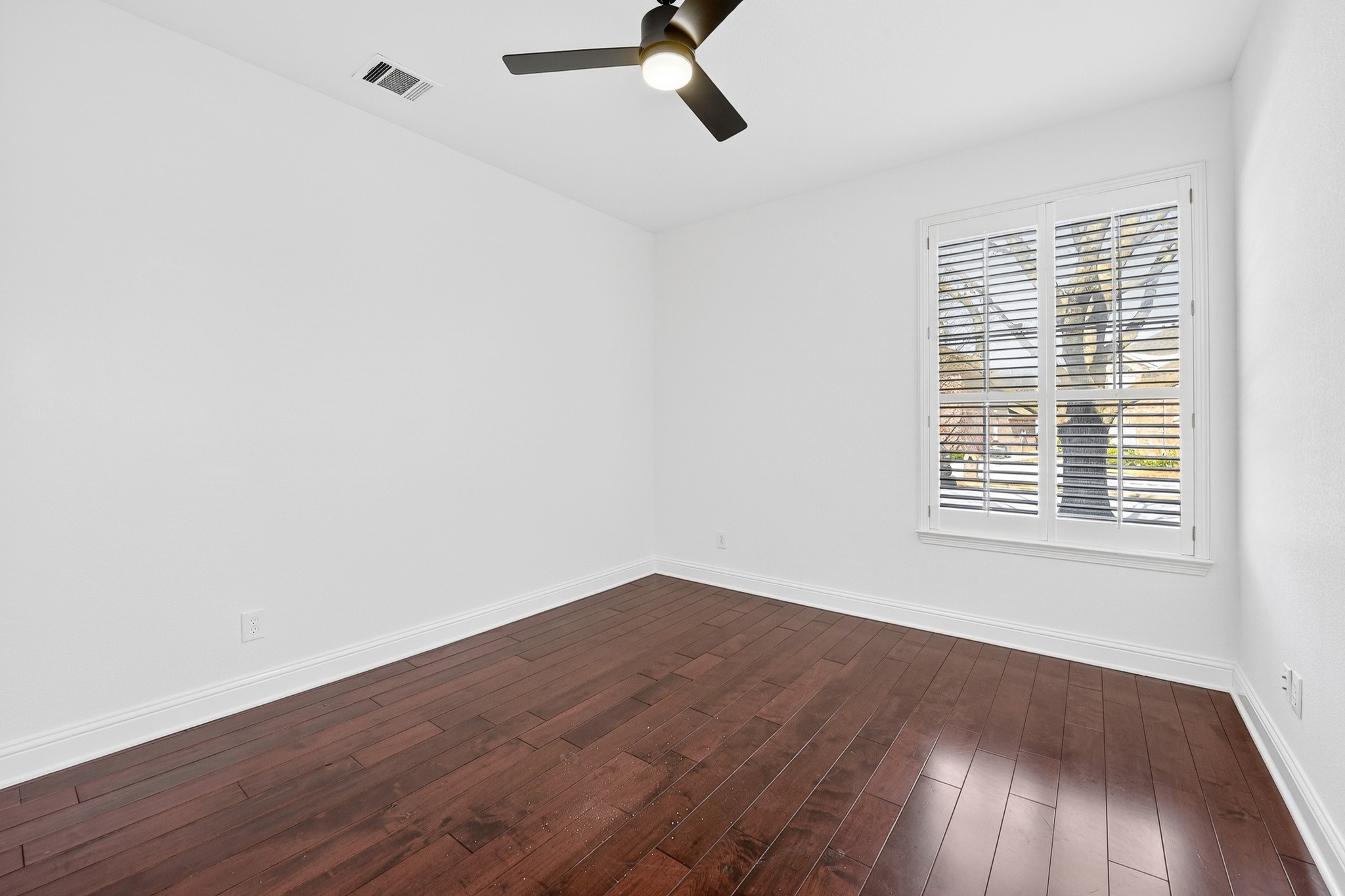 3004 Kimble Drive