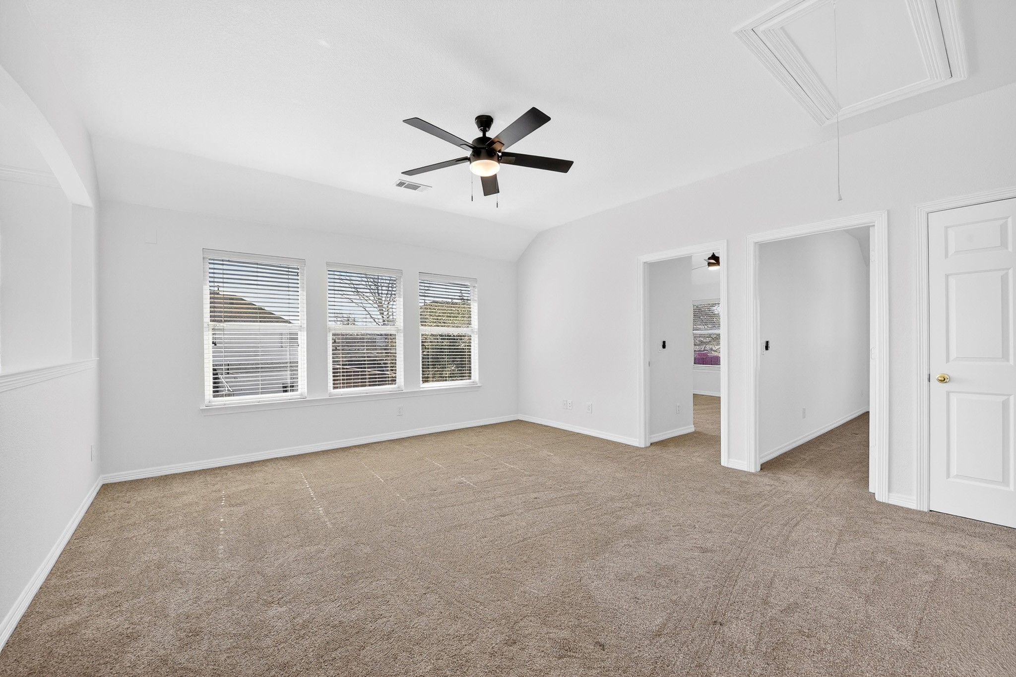 3004 Kimble Drive