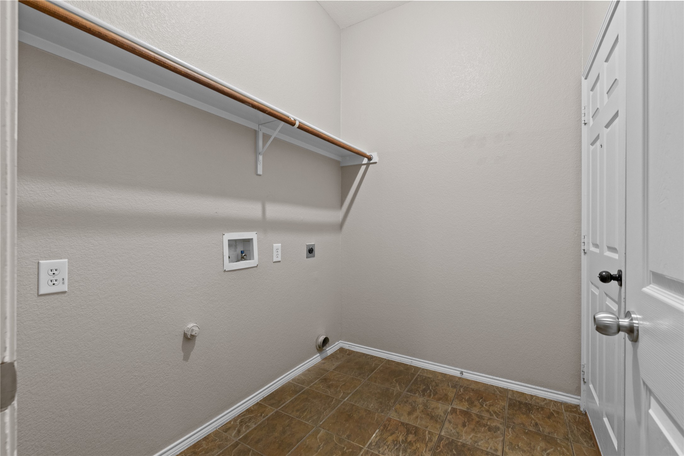 5136 Escambia Terrace