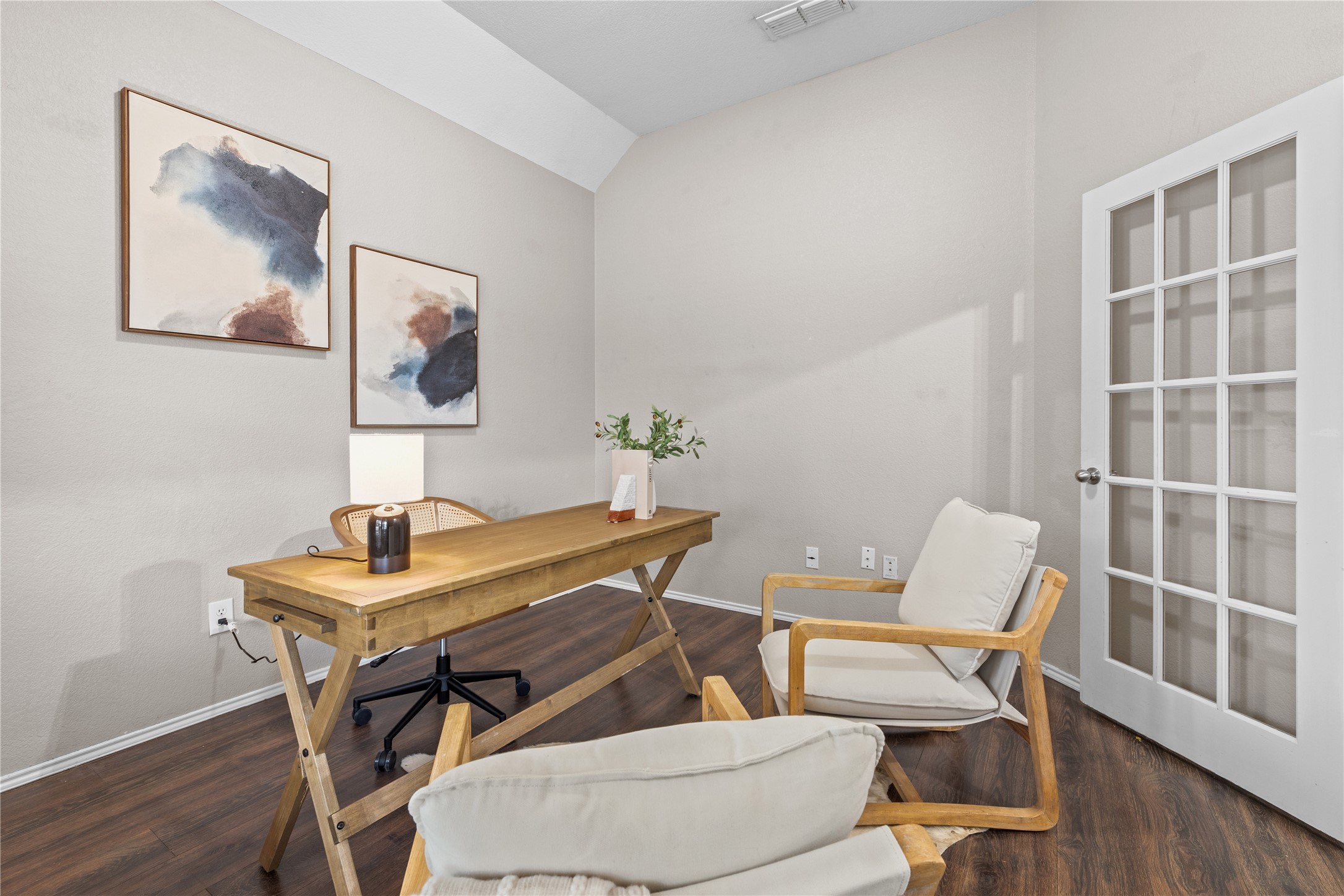 5136 Escambia Terrace