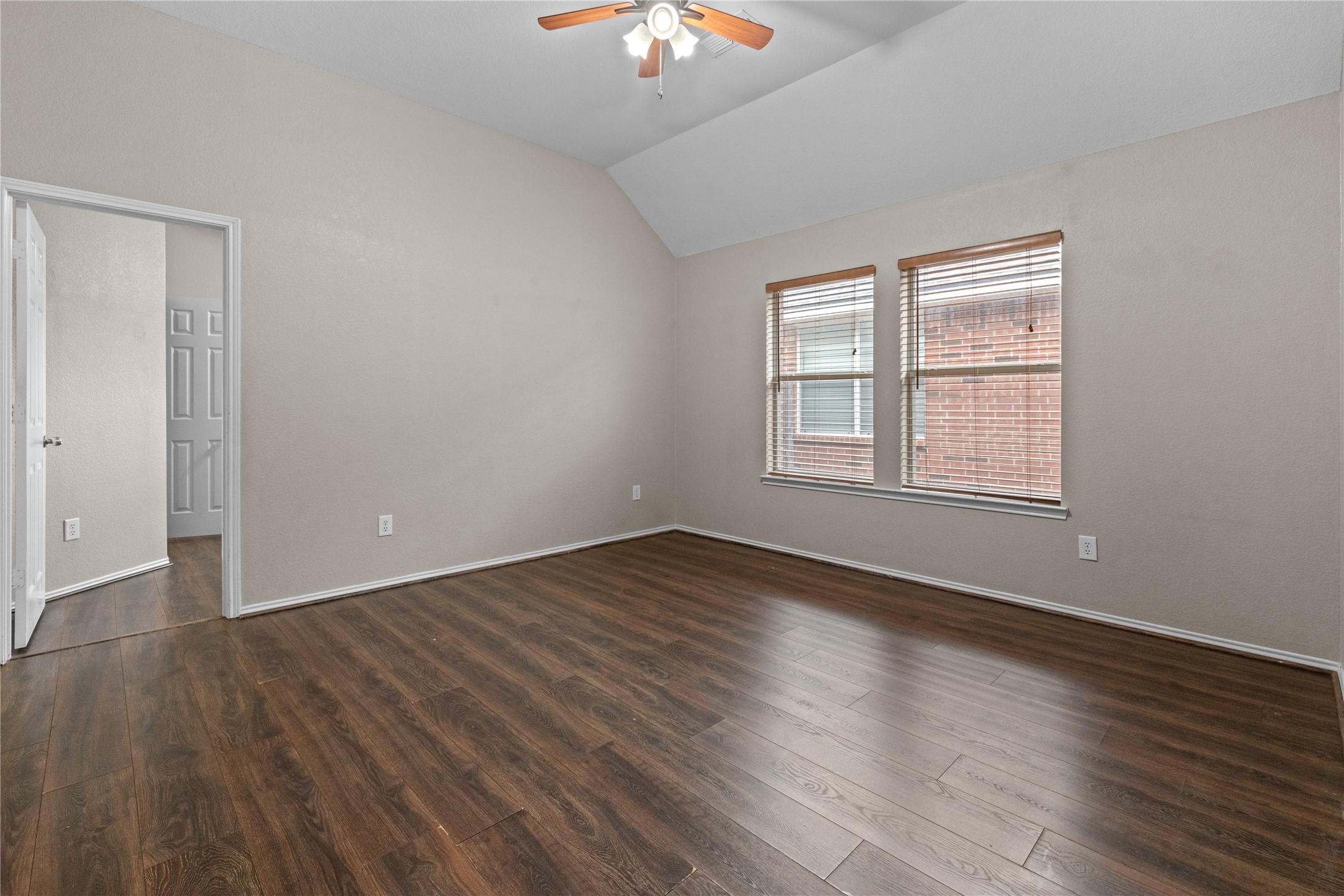 5136 Escambia Terrace