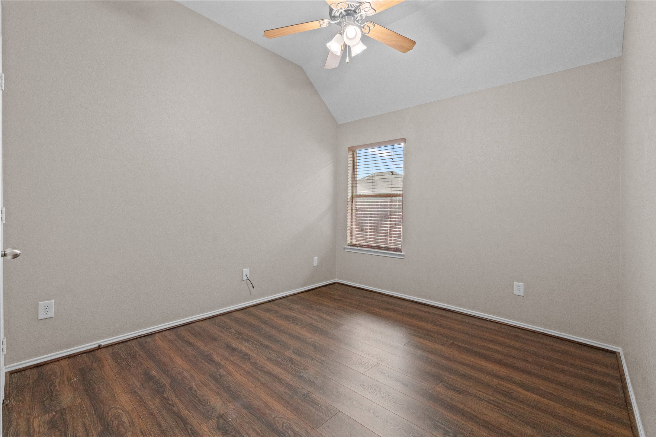 5136 Escambia Terrace