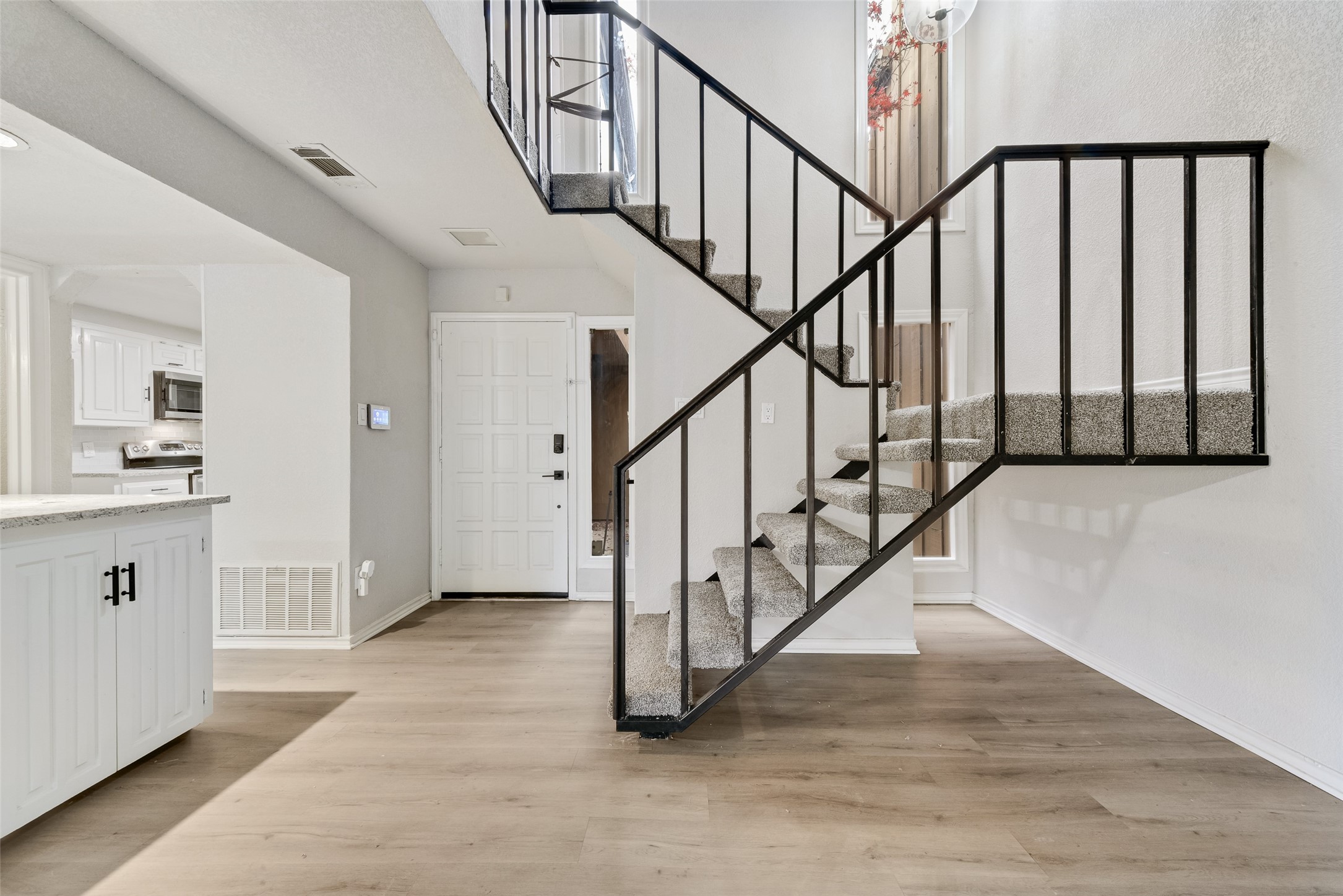 3161 Golden Oak