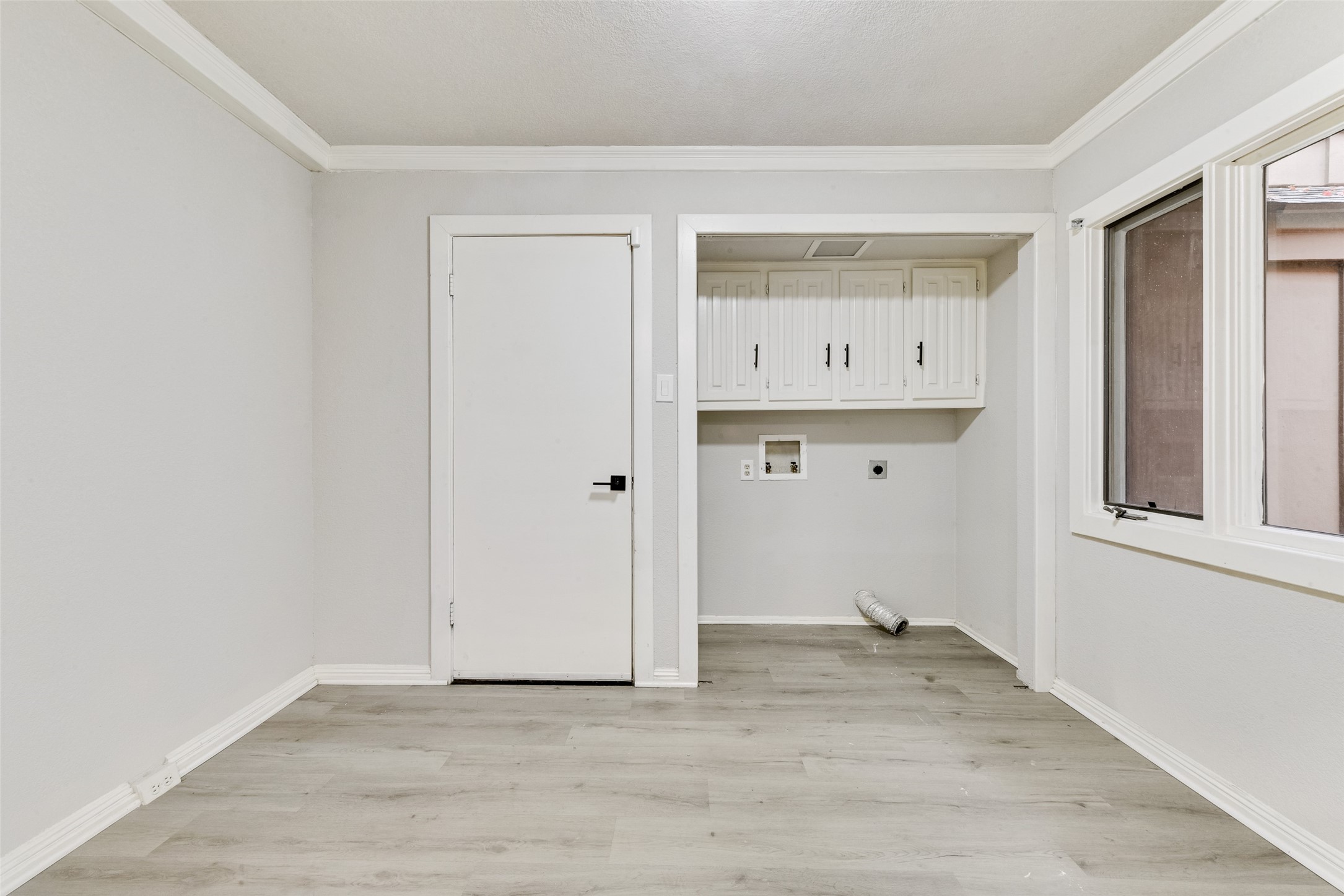 3161 Golden Oak