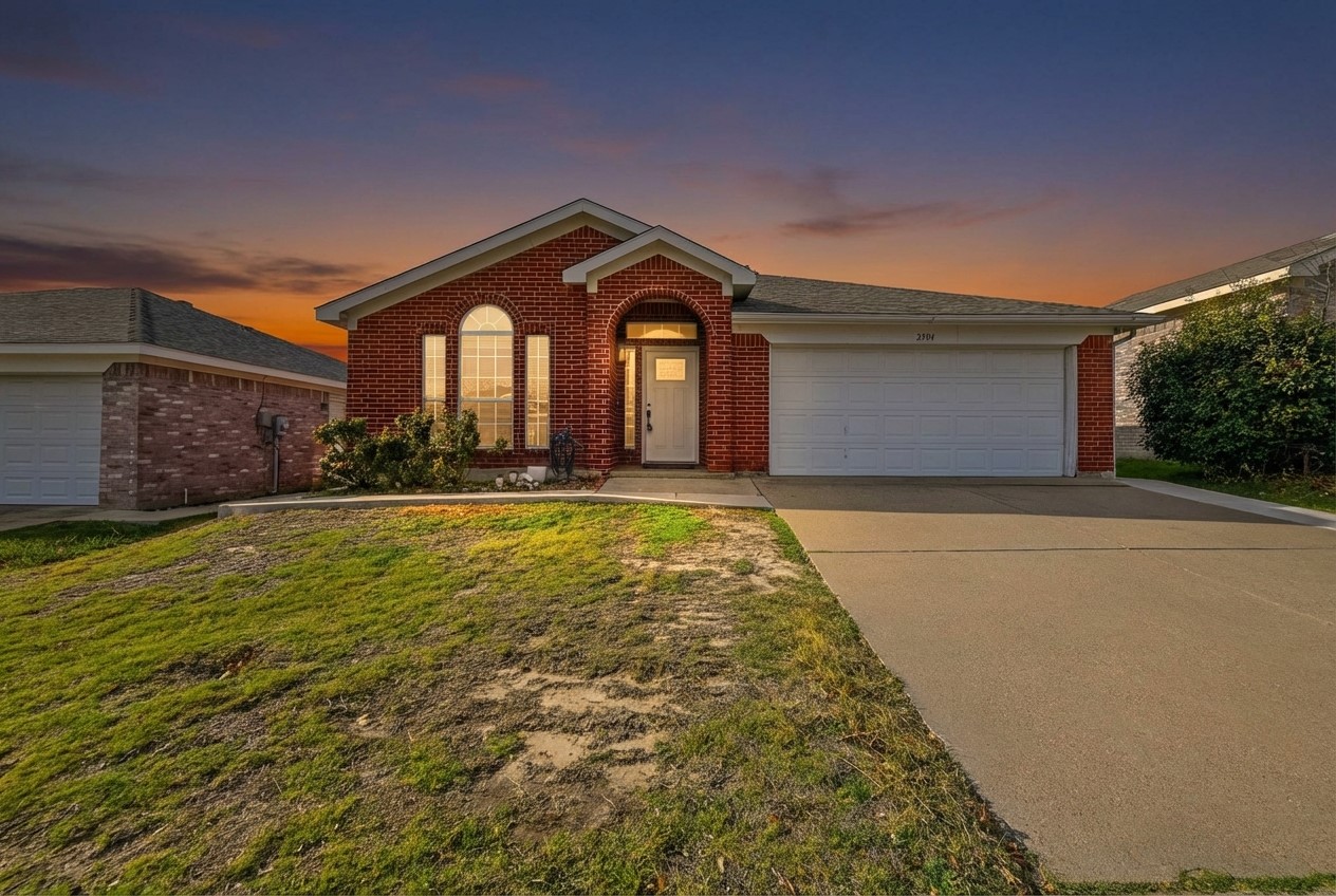 2504 Nogales Drive