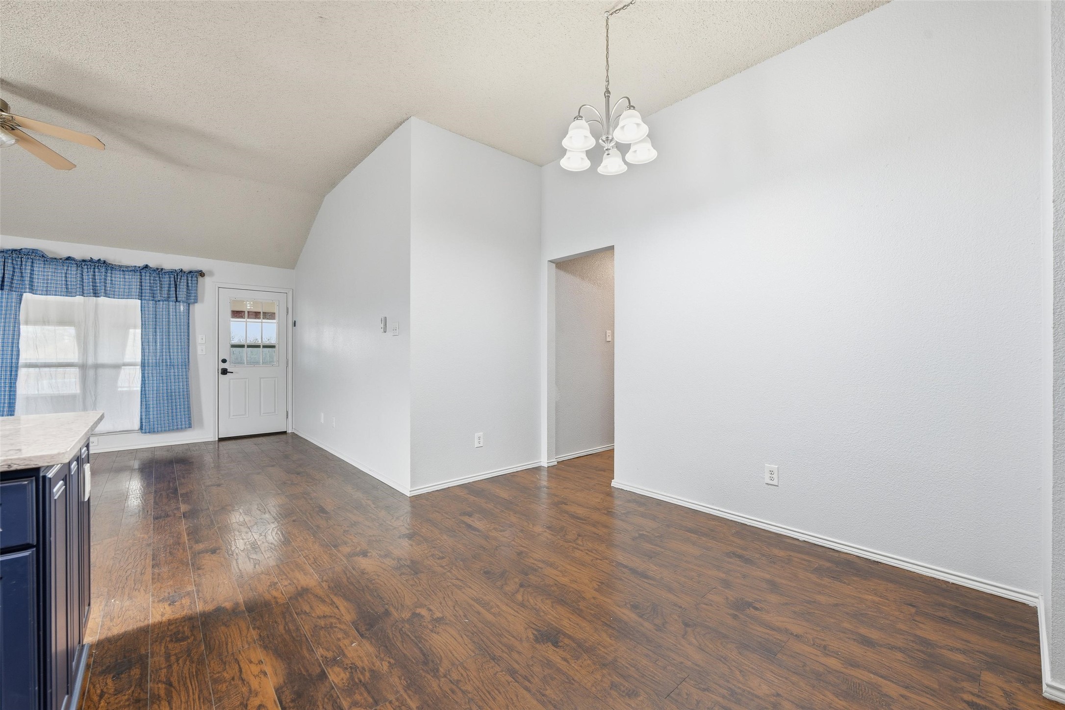 2504 Nogales Drive