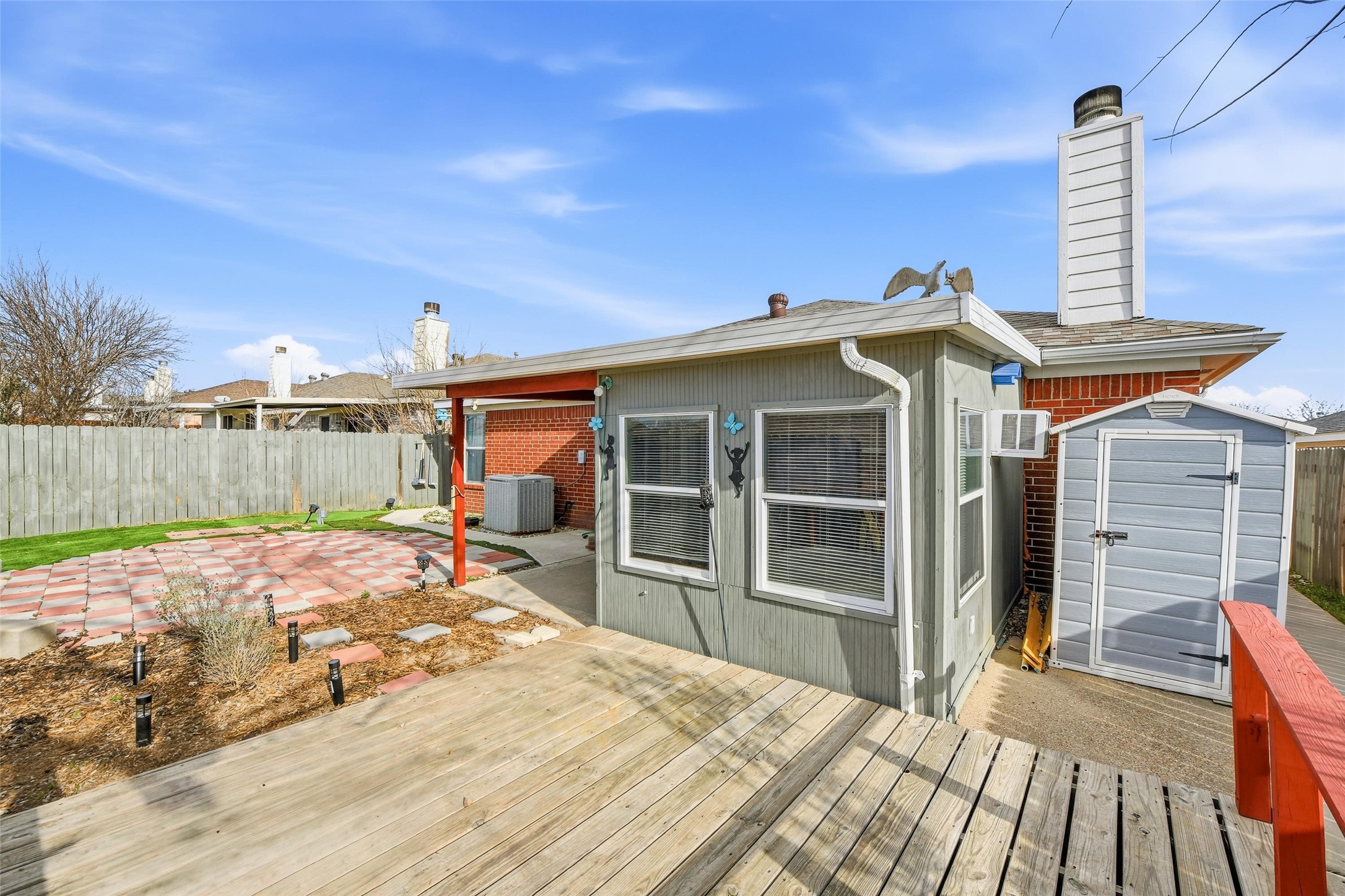 2504 Nogales Drive
