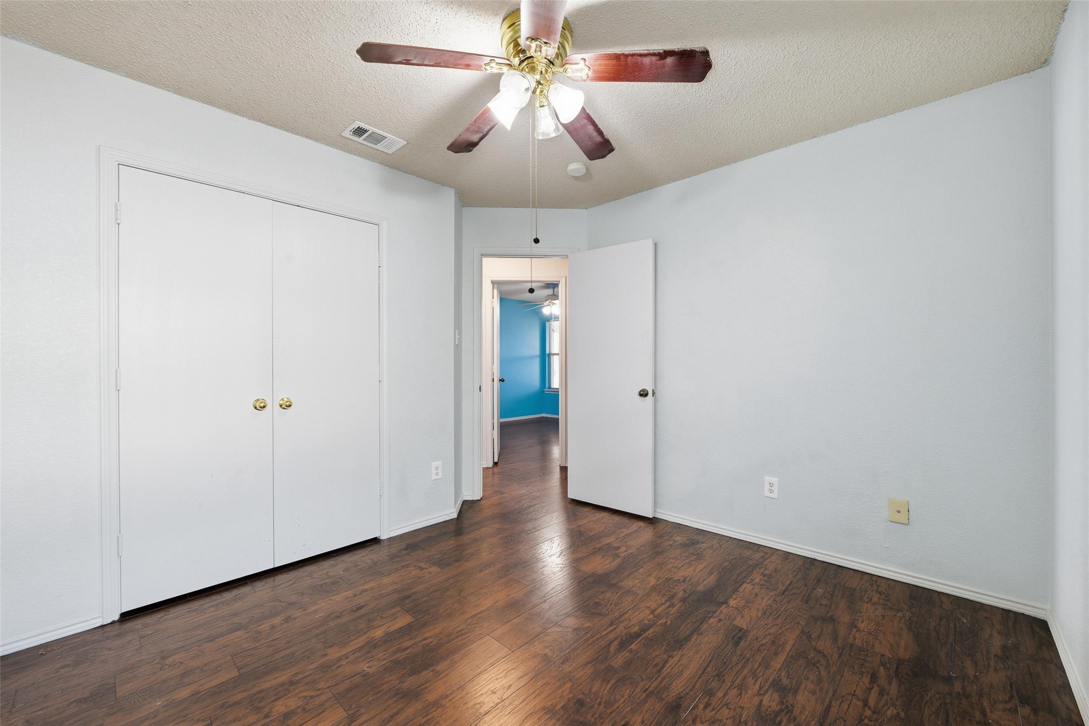 2504 Nogales Drive
