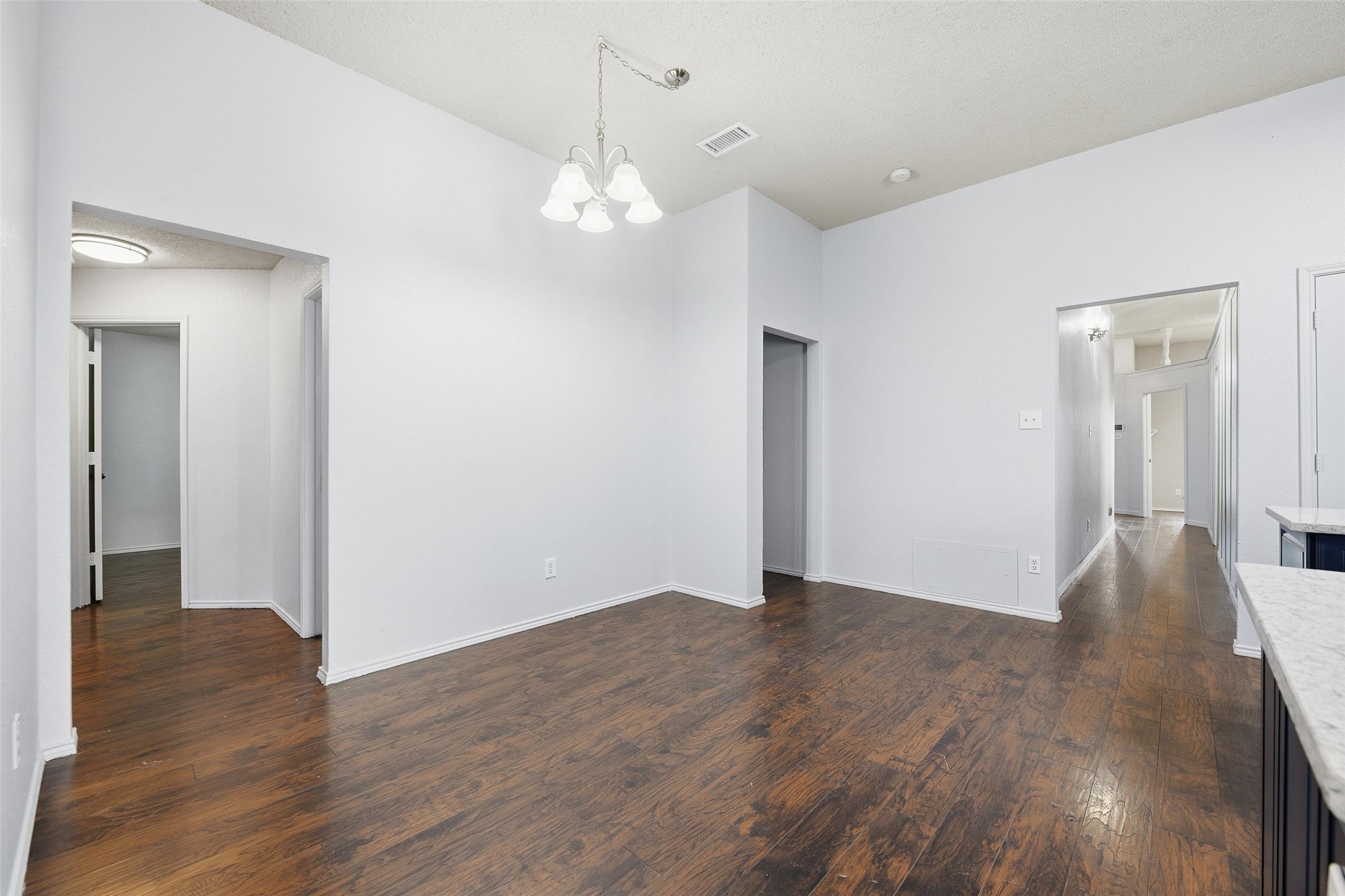 2504 Nogales Drive