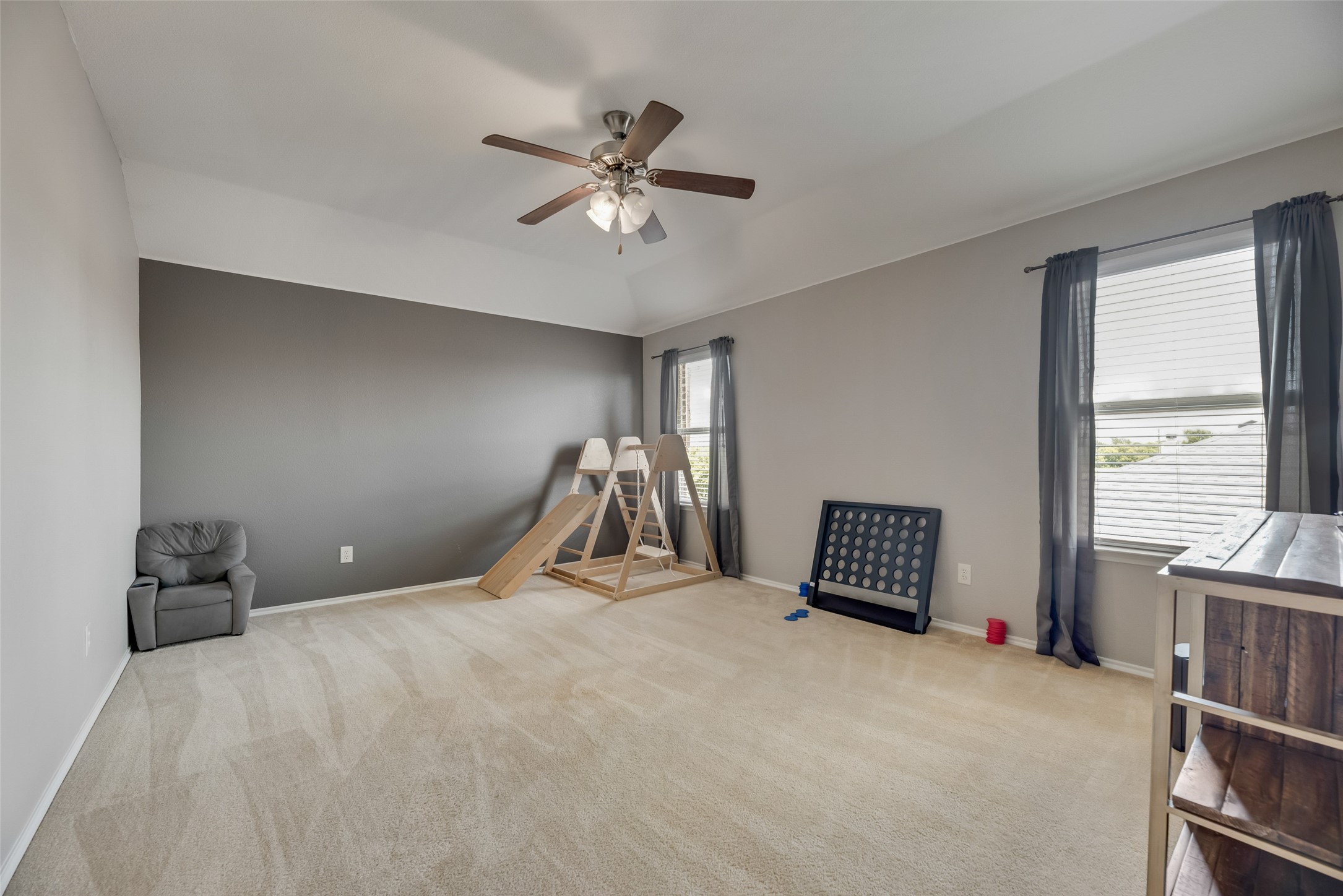 404 Fountain View Lane