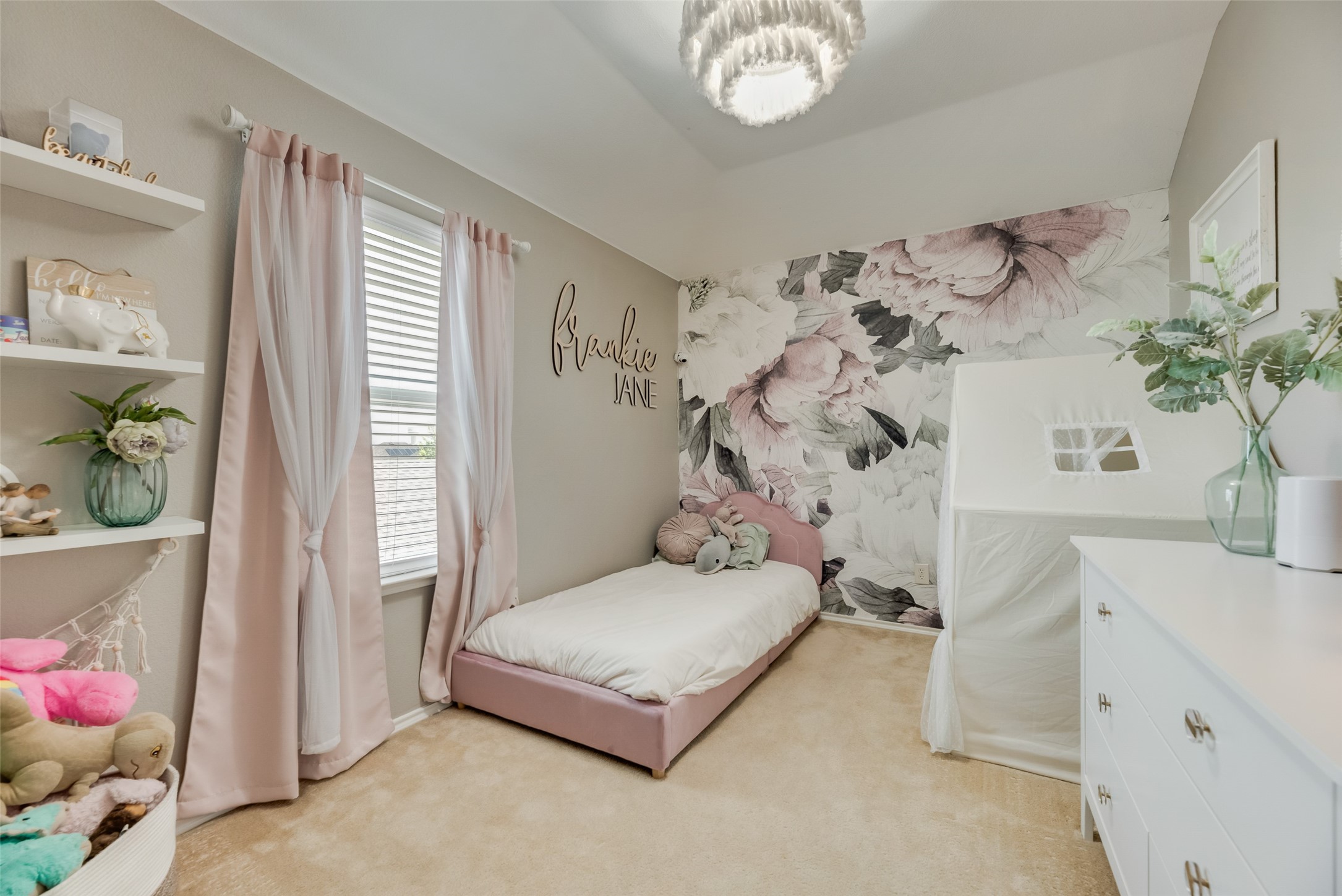 404 Fountain View Lane