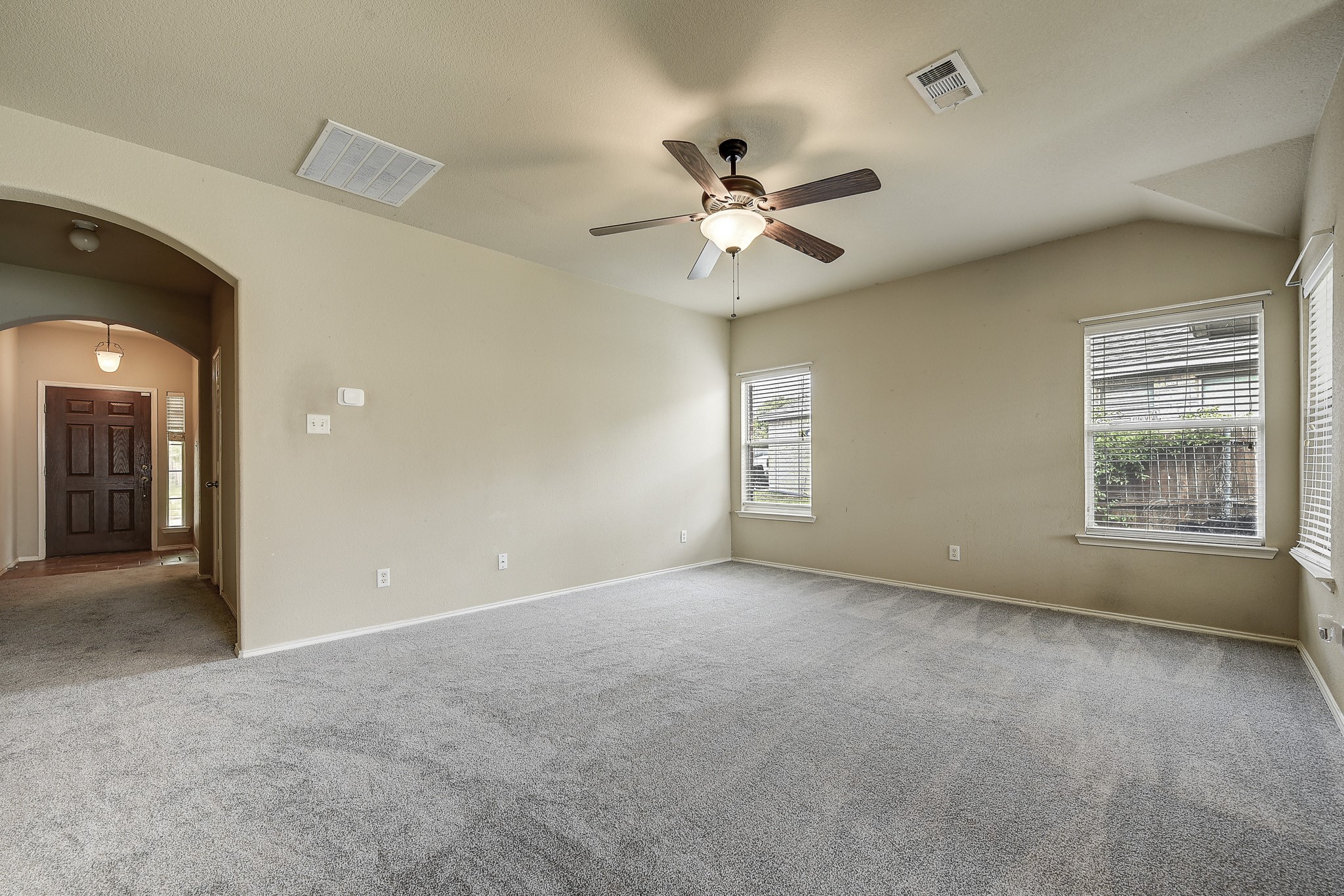 2041 Meadow View Drive