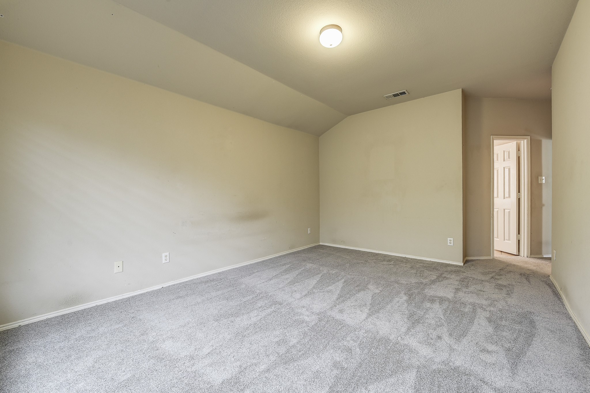 2041 Meadow View Drive