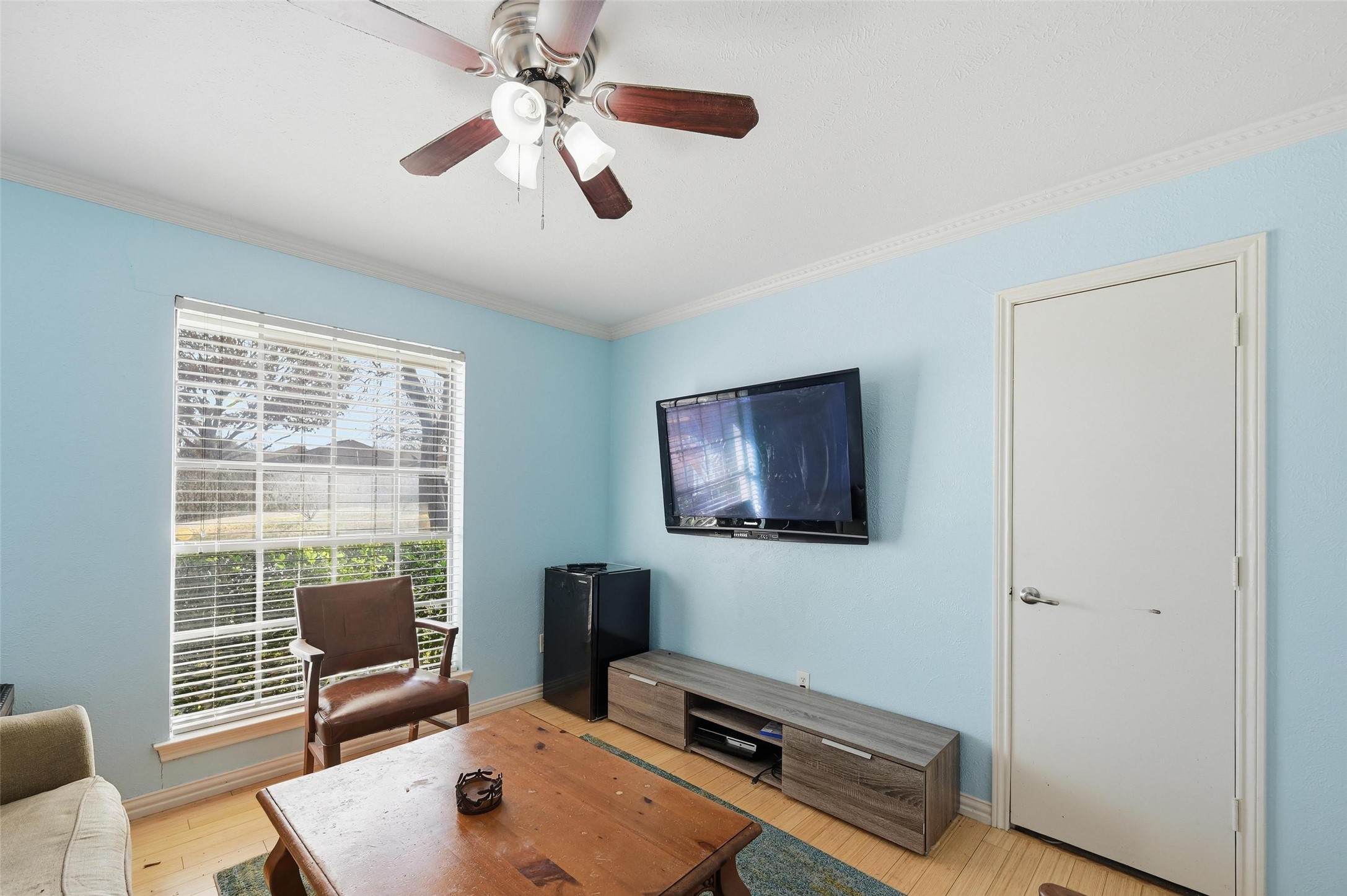 2705 Las Palmas Lane