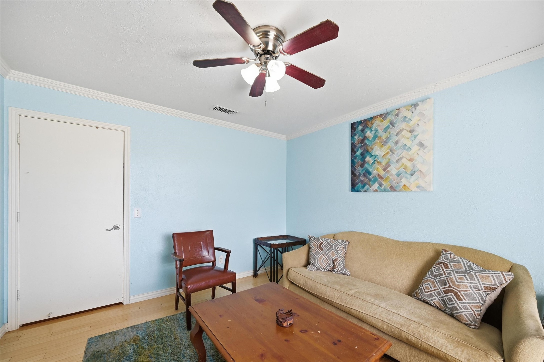 2705 Las Palmas Lane