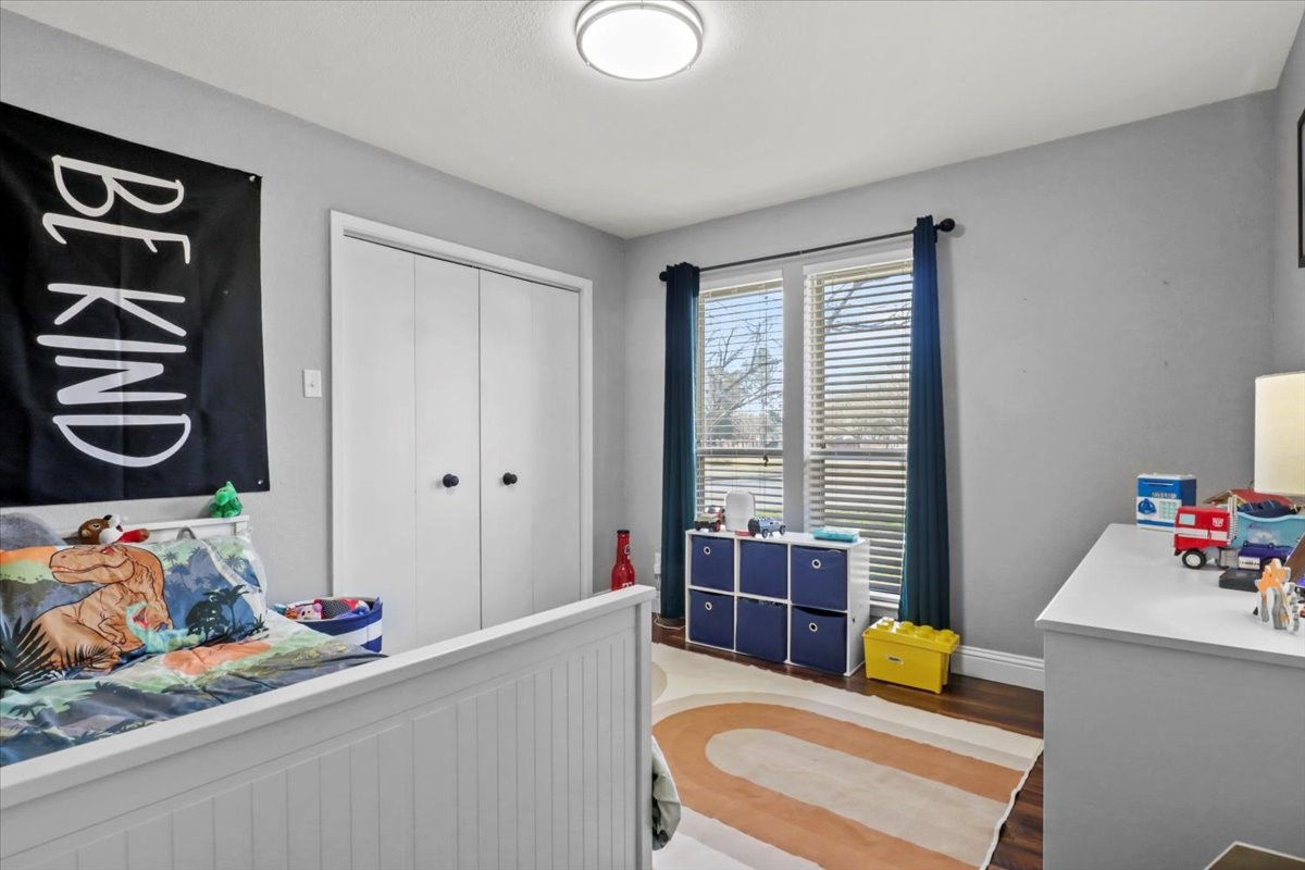 2040 Casa Loma Court