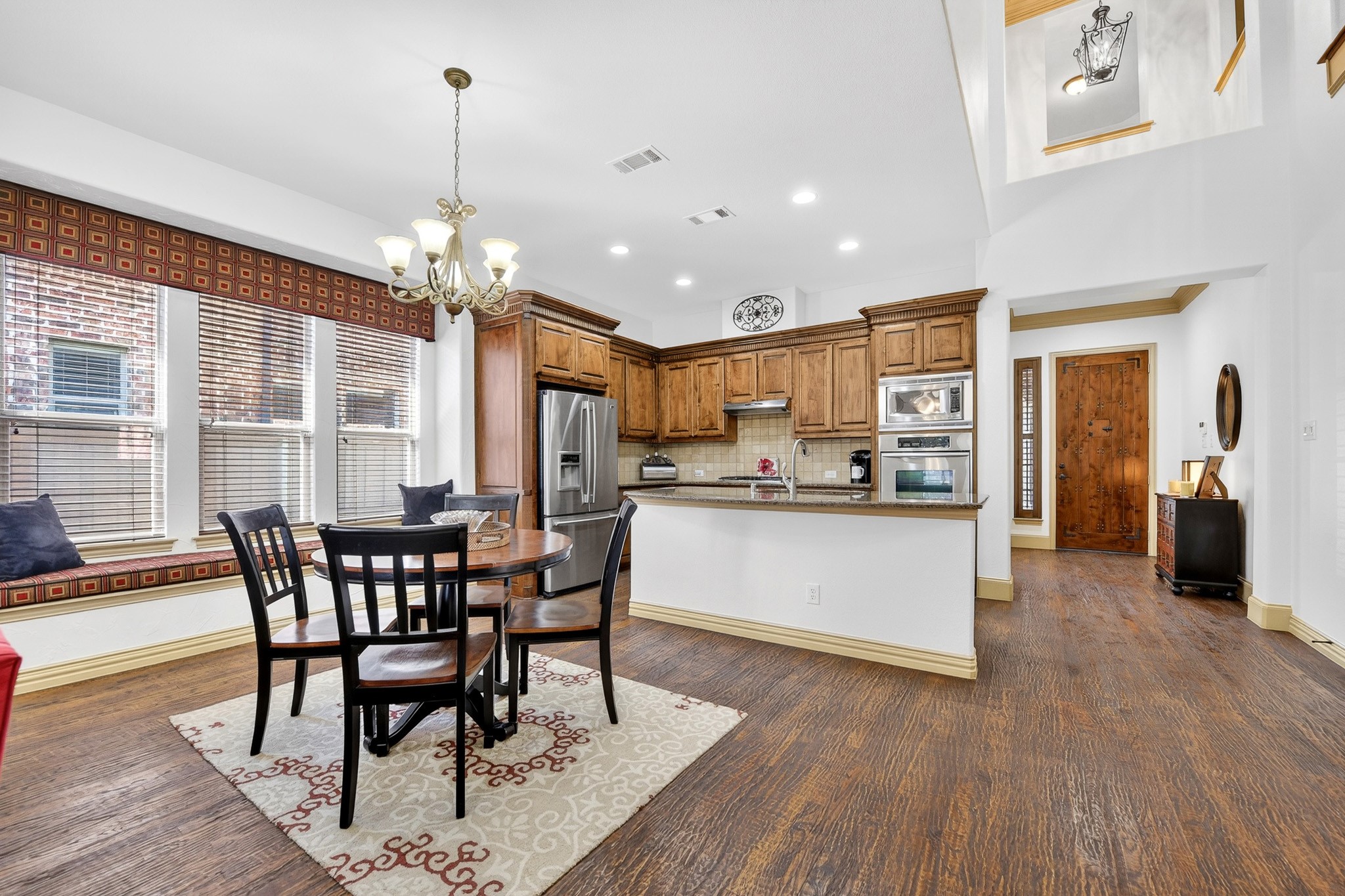 2012 S Hill Drive