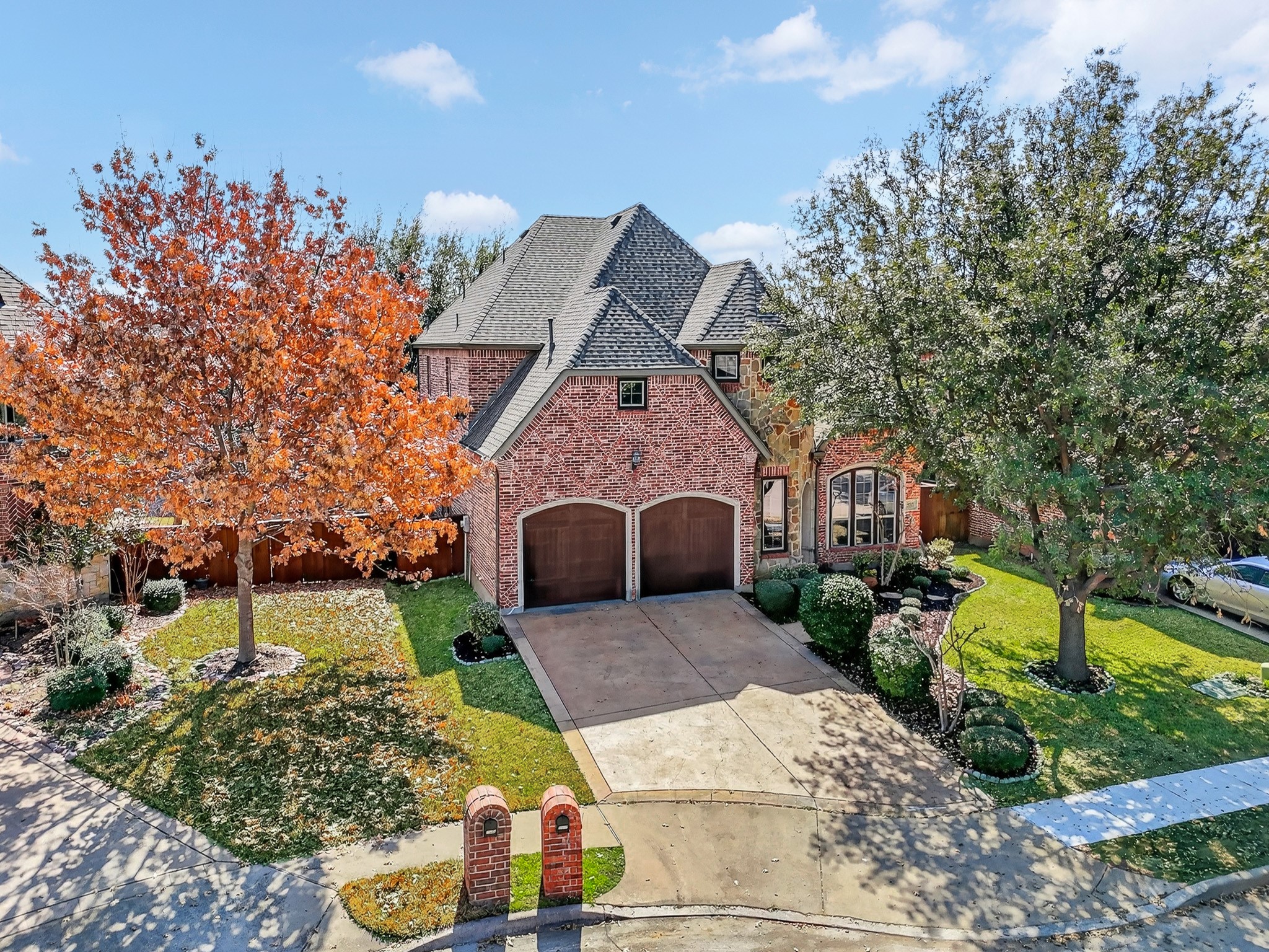 2012 S Hill Drive
