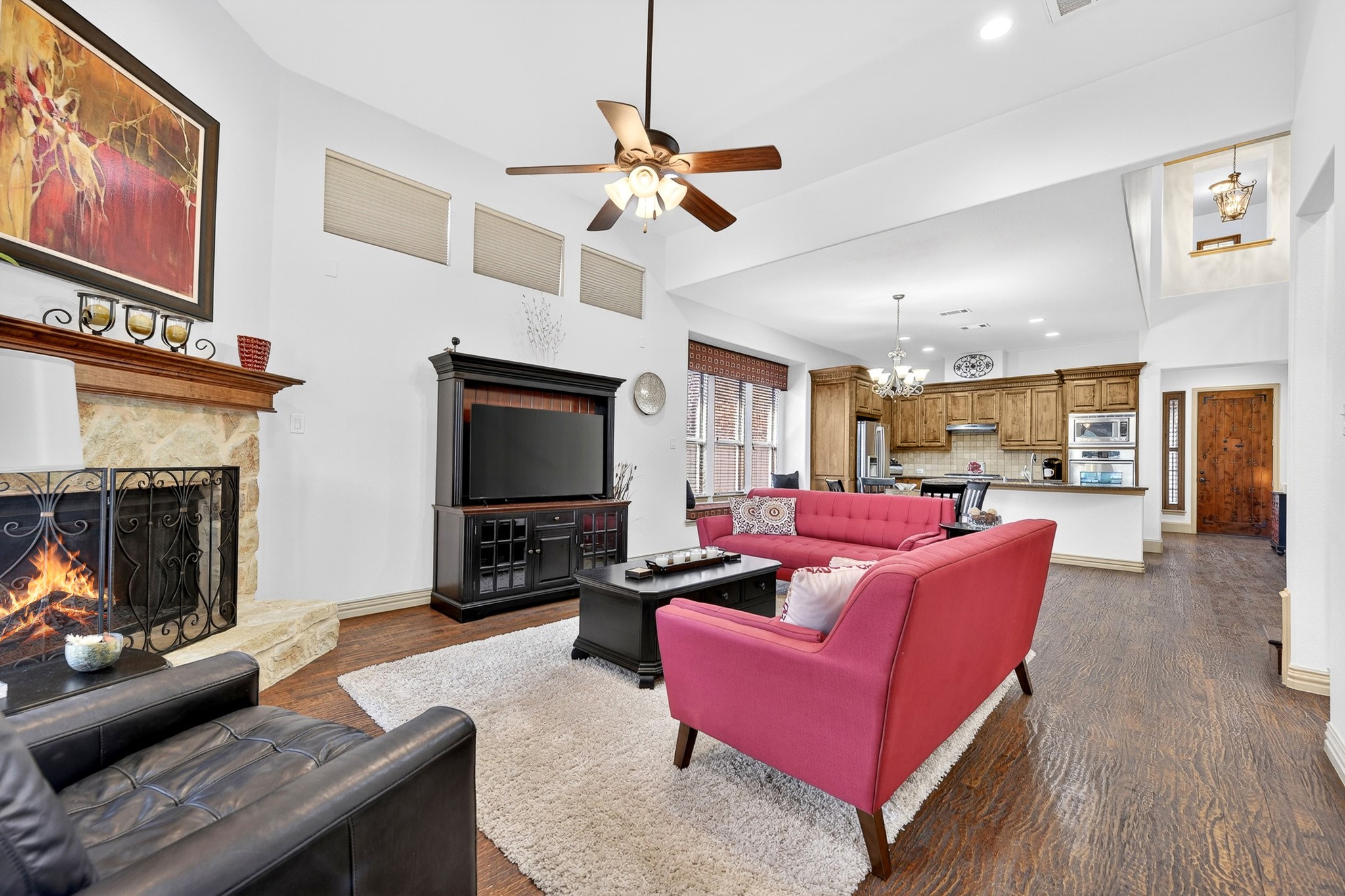 2012 S Hill Drive