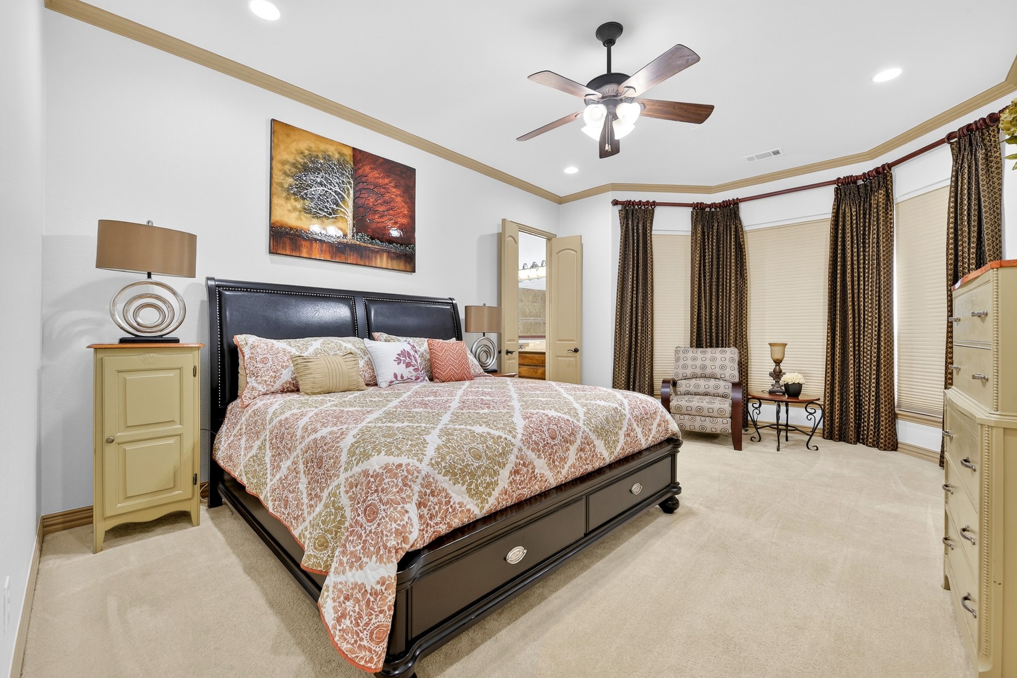 2012 S Hill Drive