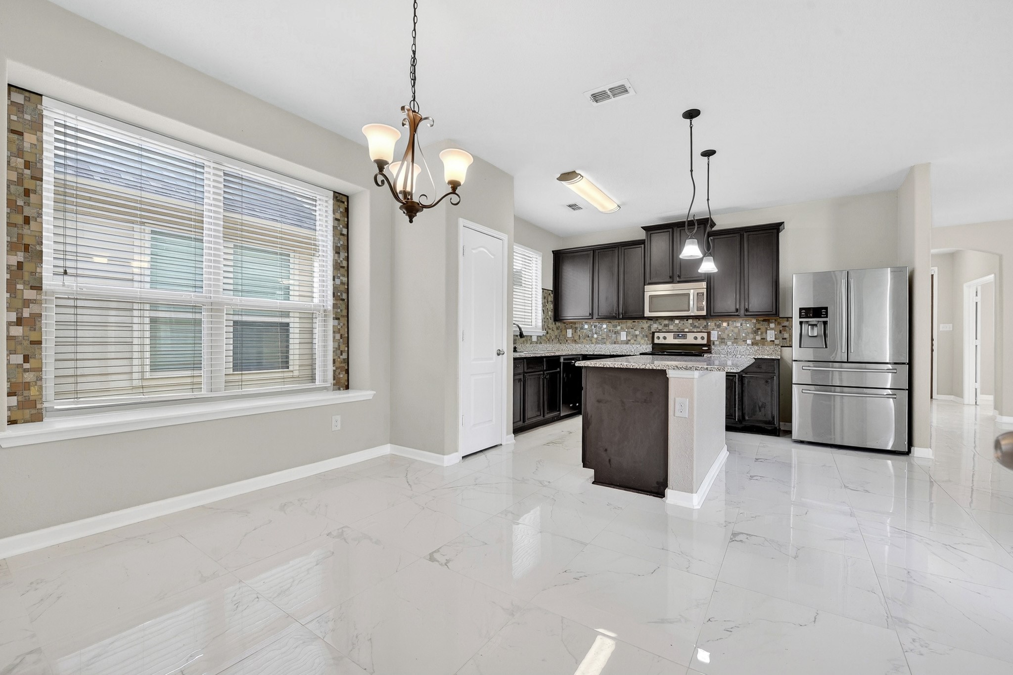 1049 Marietta Lane