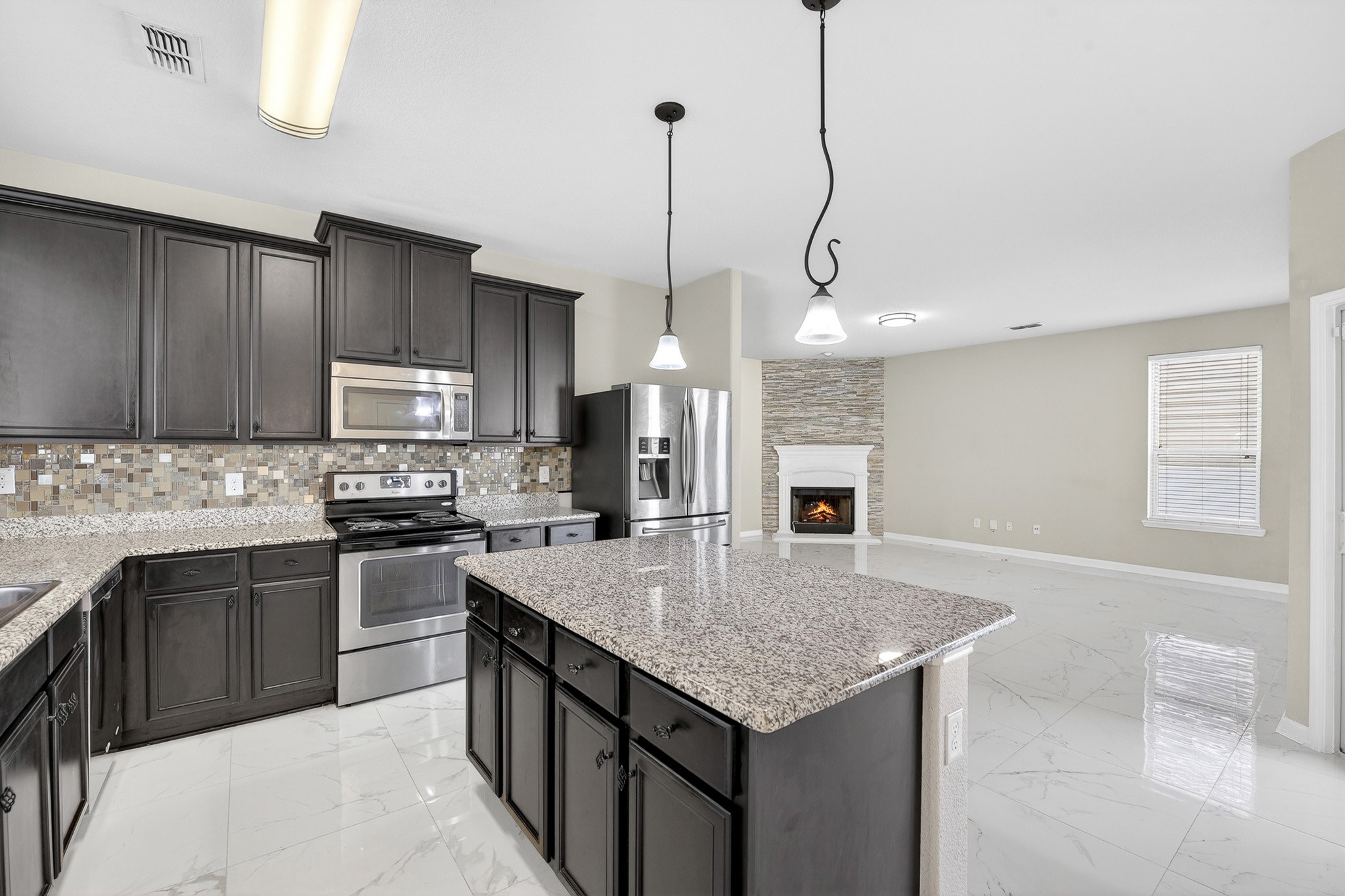 1049 Marietta Lane