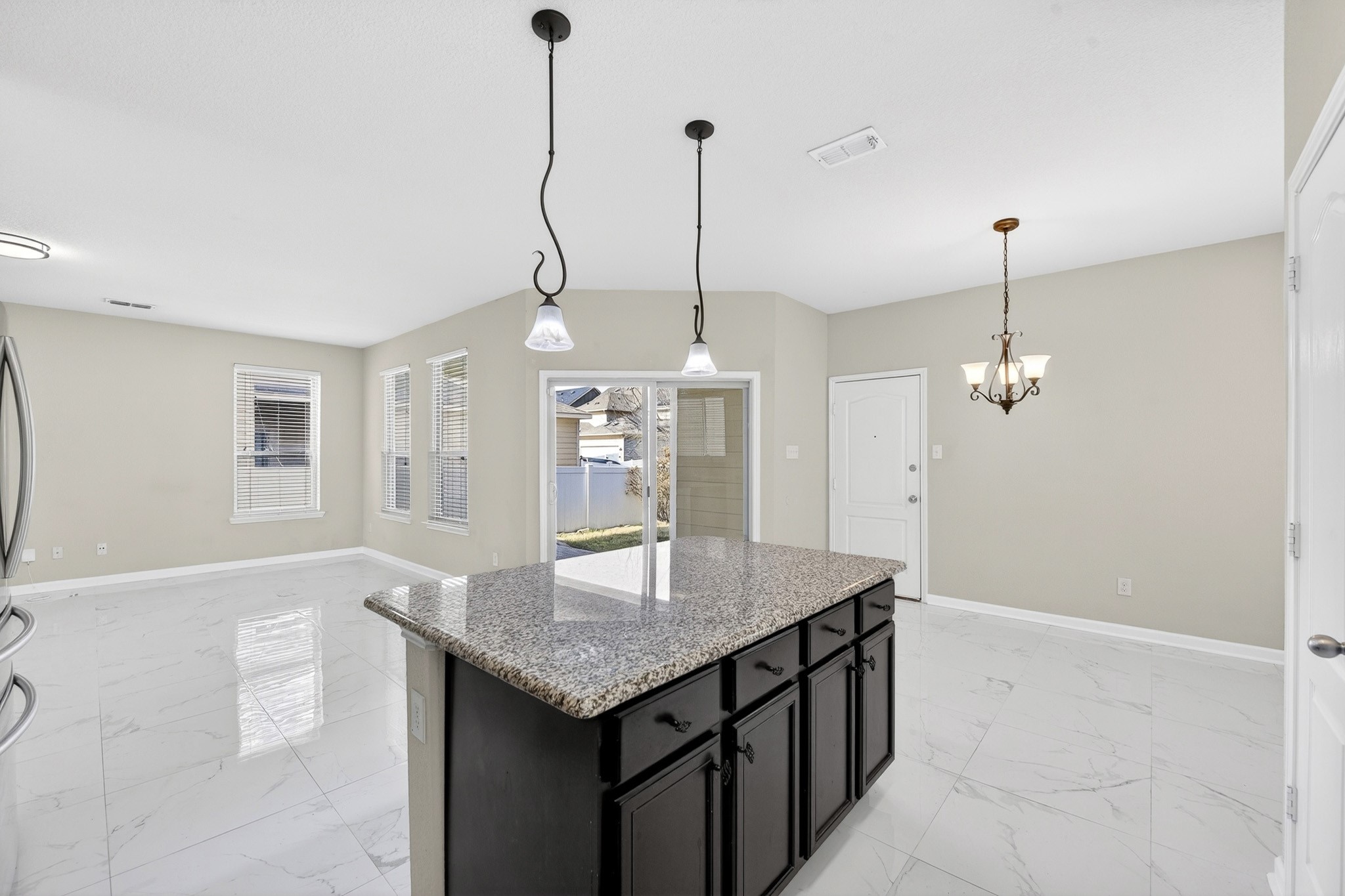 1049 Marietta Lane