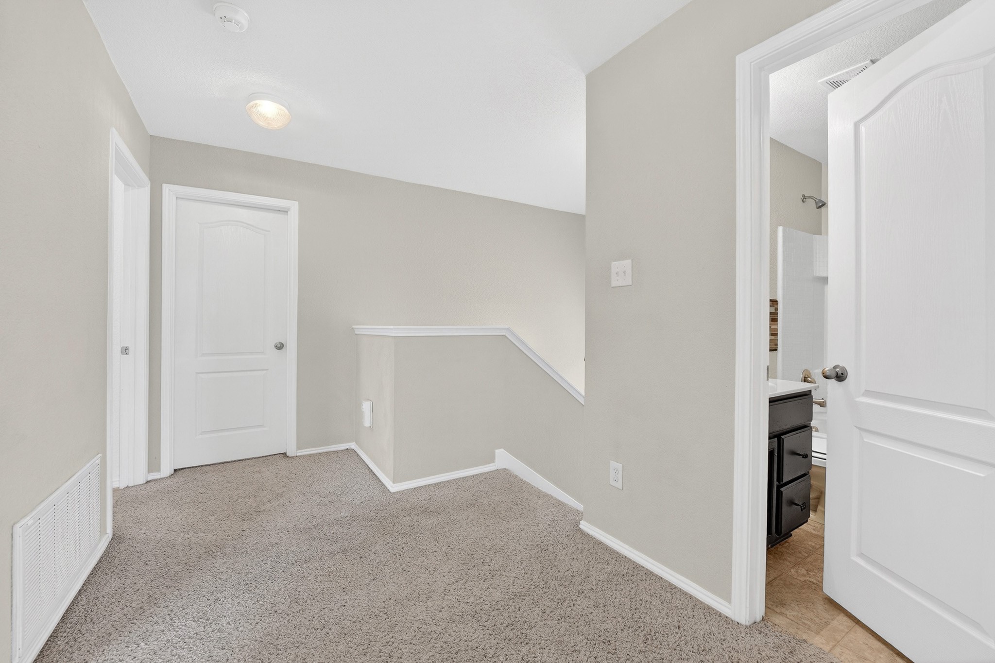 1049 Marietta Lane