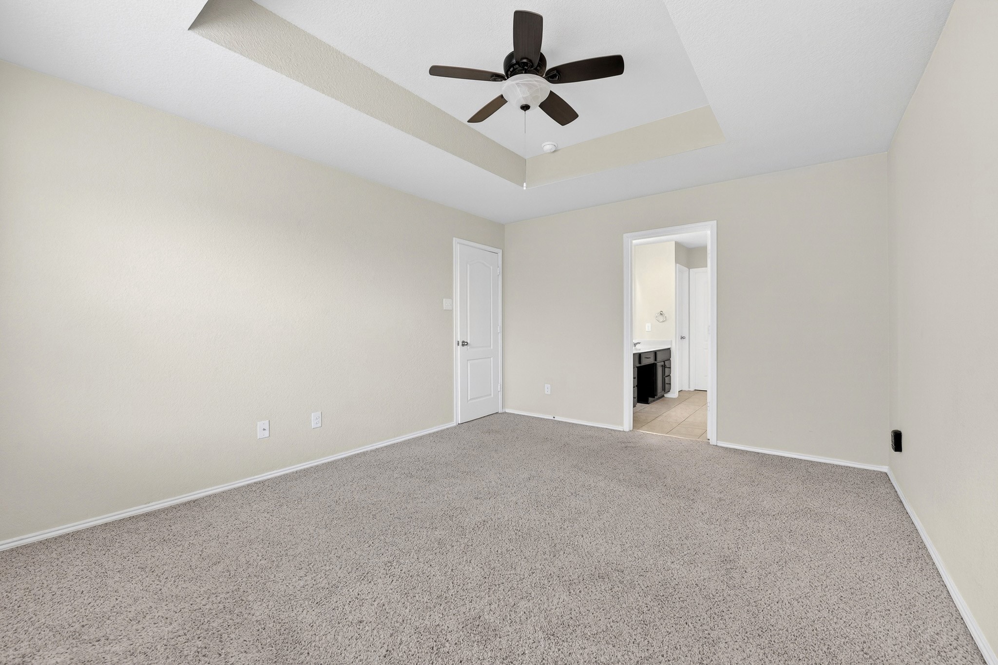 1049 Marietta Lane