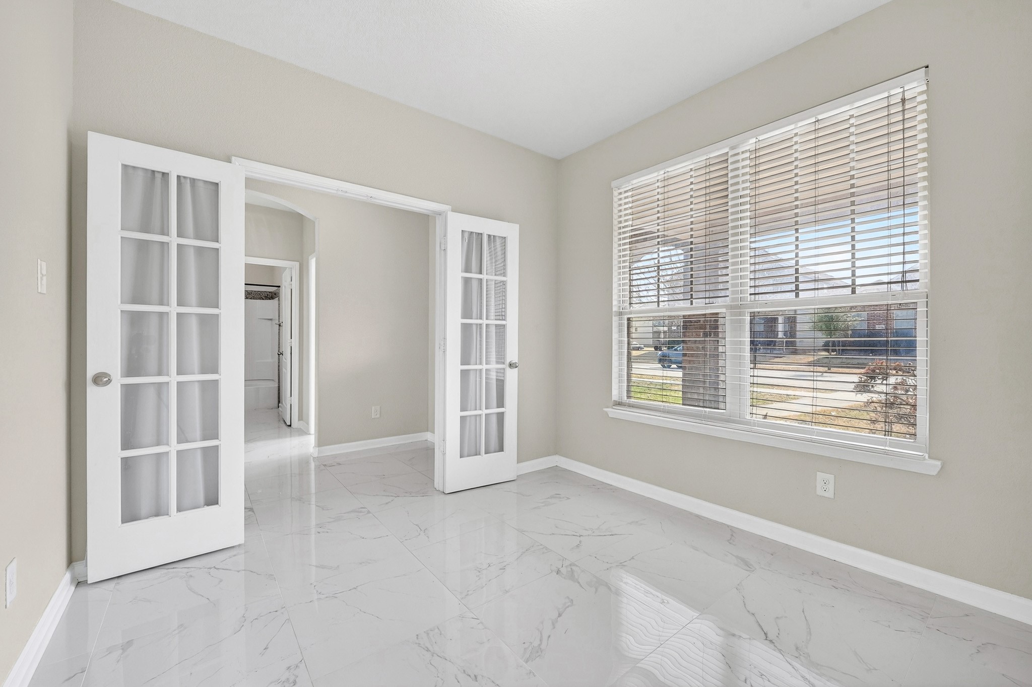1049 Marietta Lane