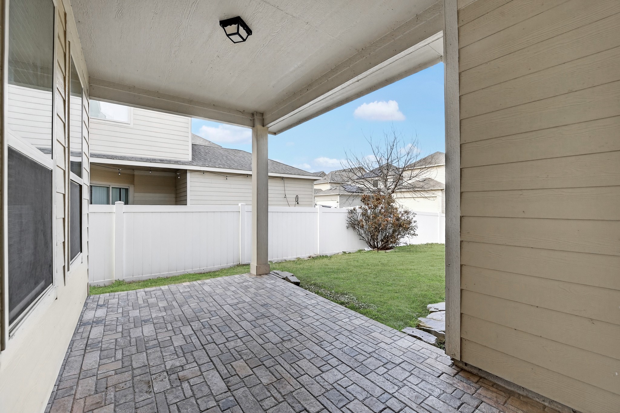 1049 Marietta Lane