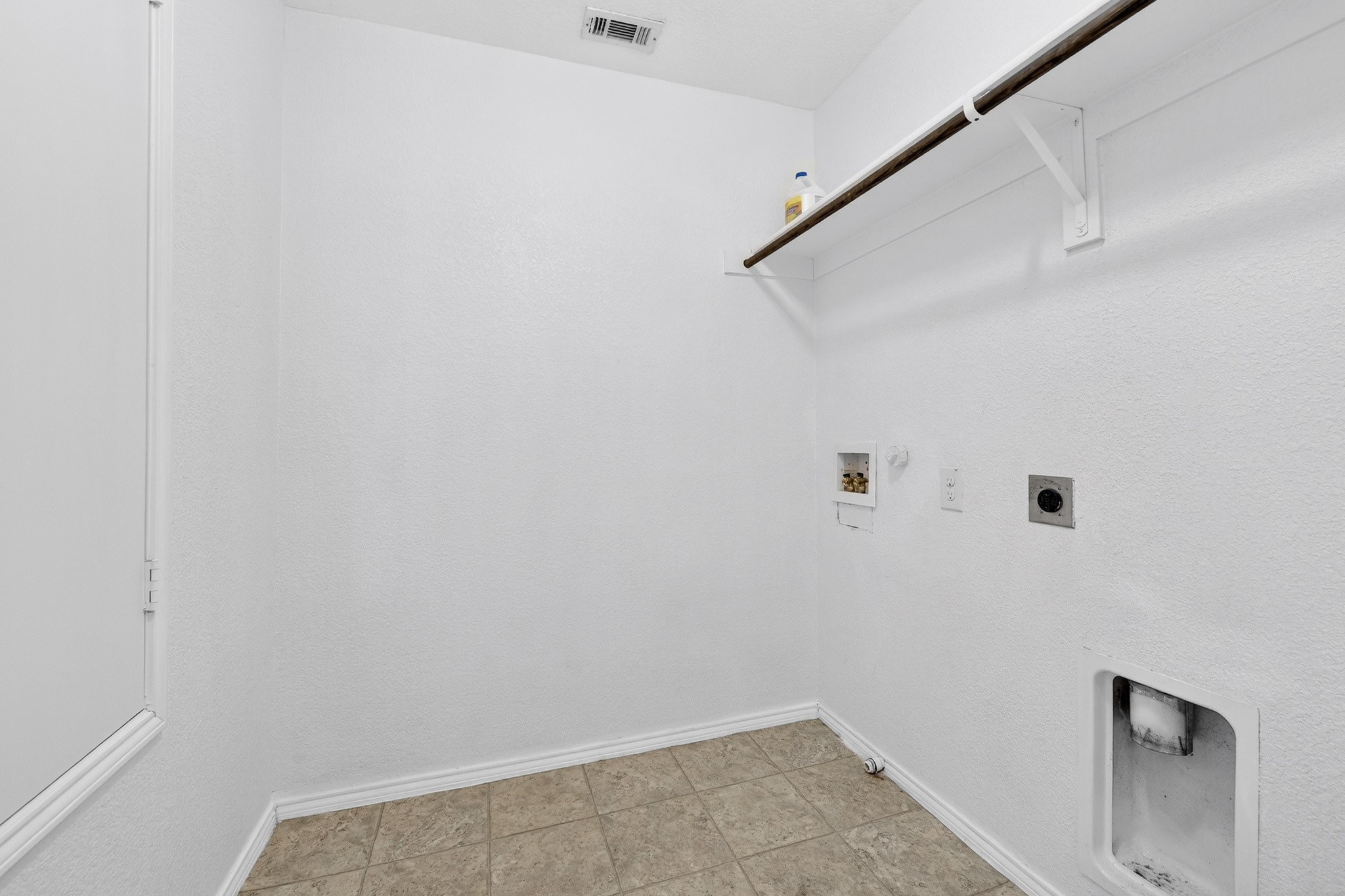 1049 Marietta Lane