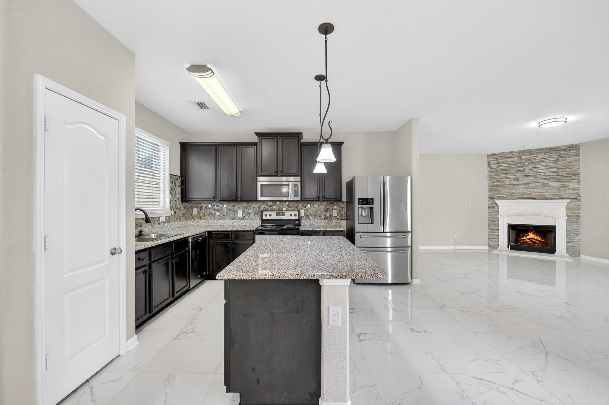 1049 Marietta Lane