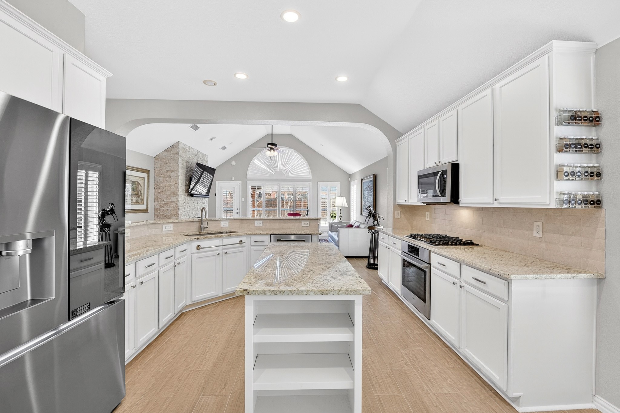 4012 Kenwood Drive