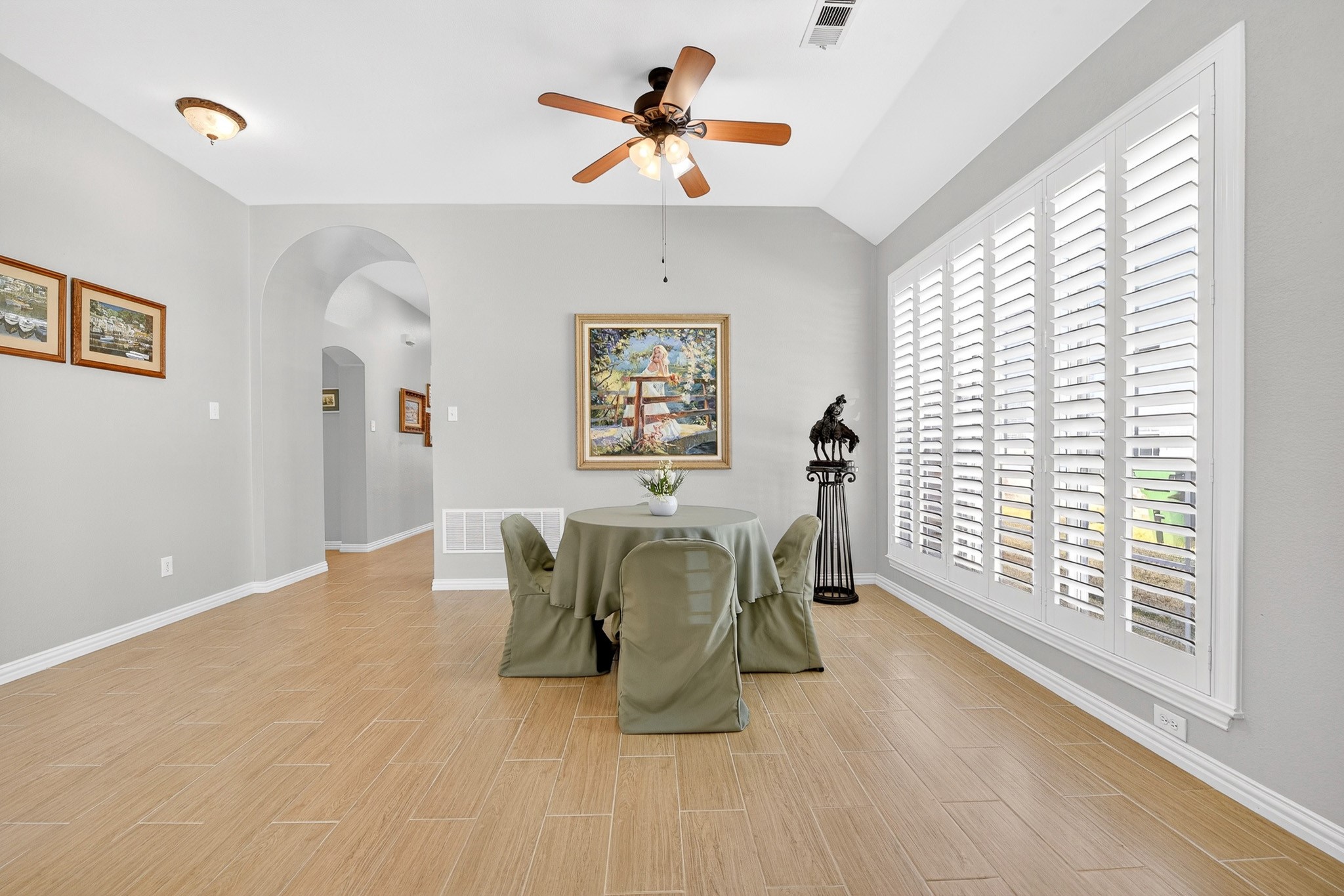 4012 Kenwood Drive