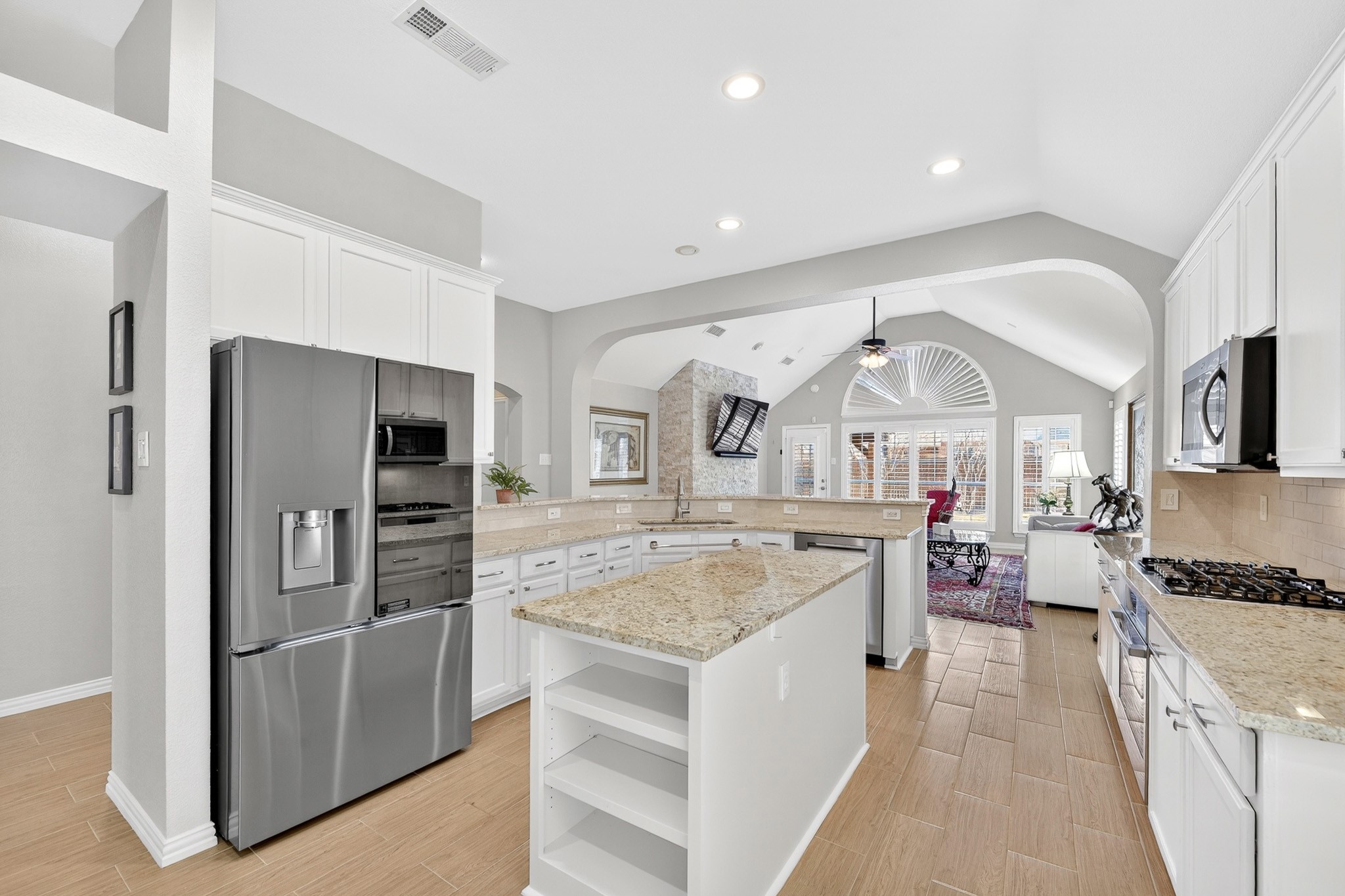 4012 Kenwood Drive