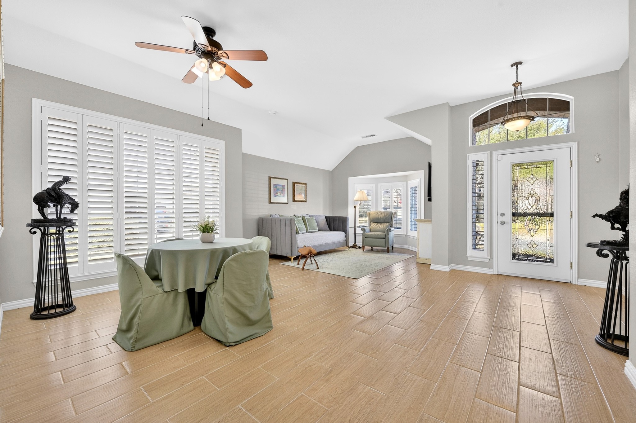 4012 Kenwood Drive