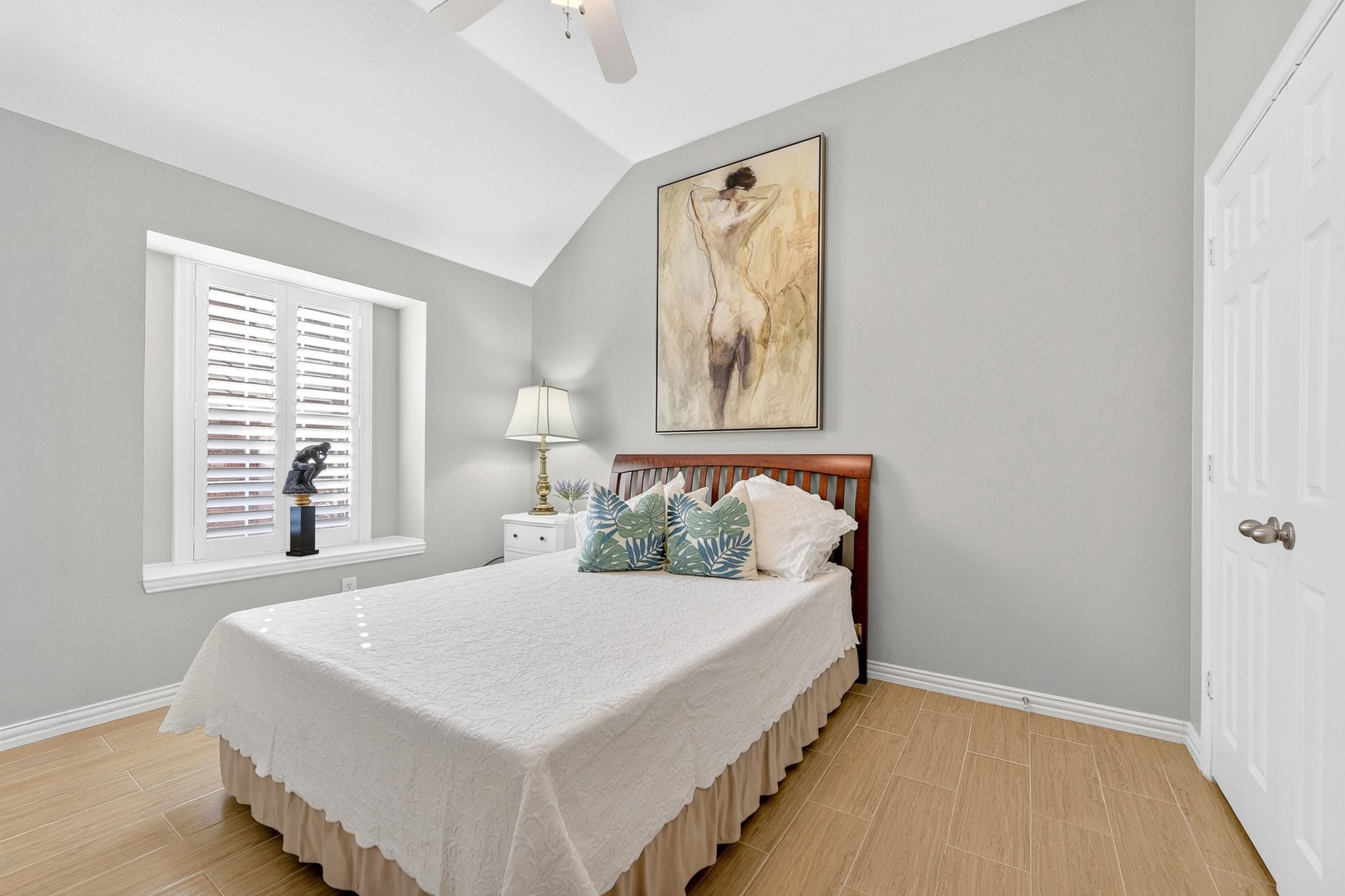 4012 Kenwood Drive