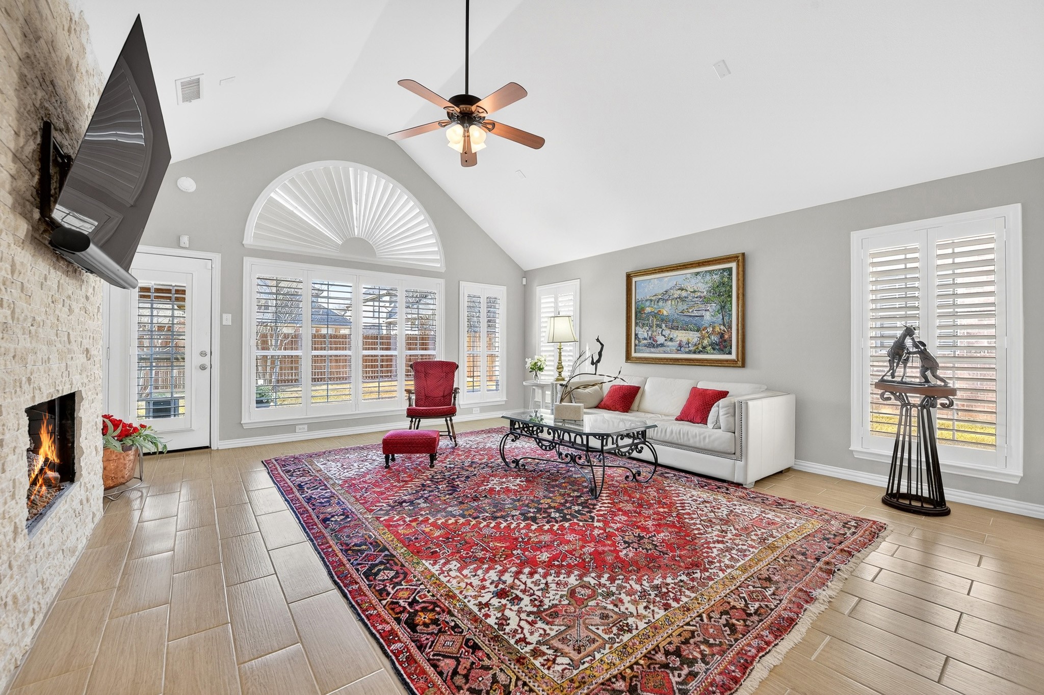4012 Kenwood Drive