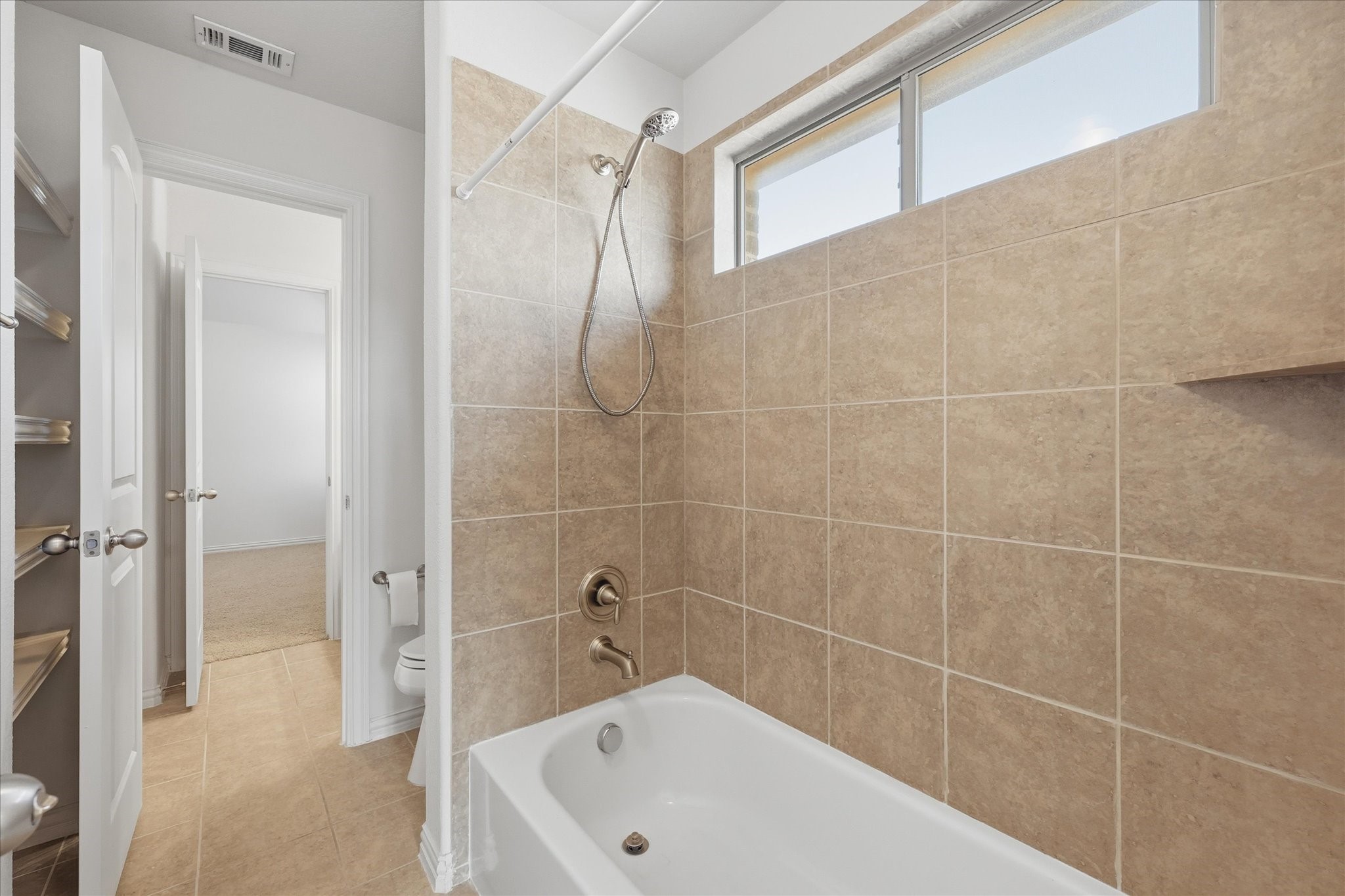 7917 E Aspermont Drive