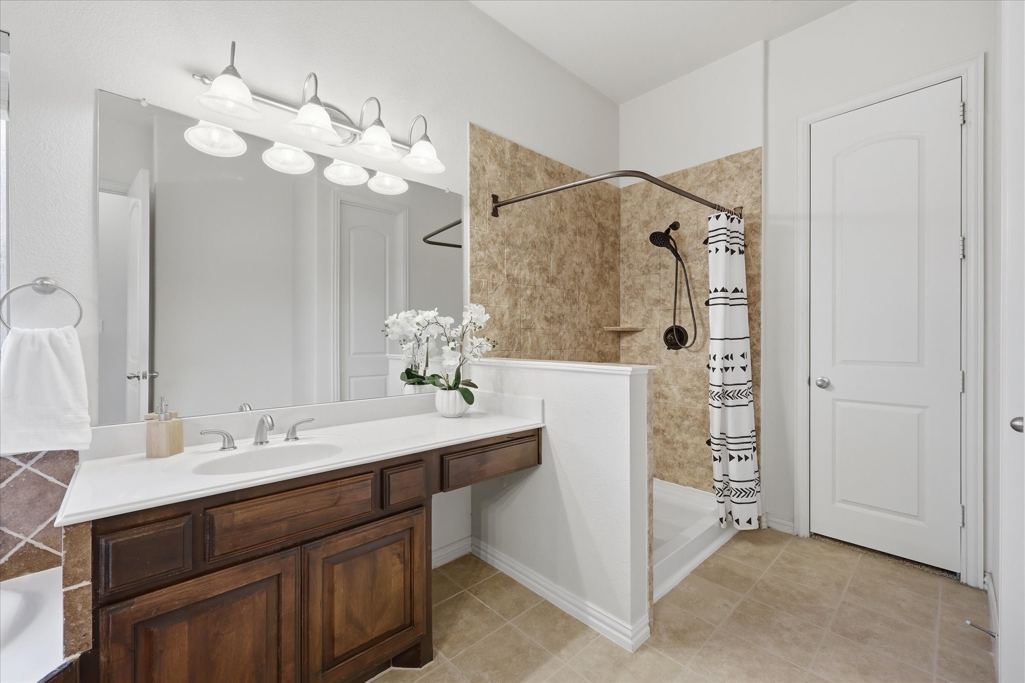 7917 E Aspermont Drive