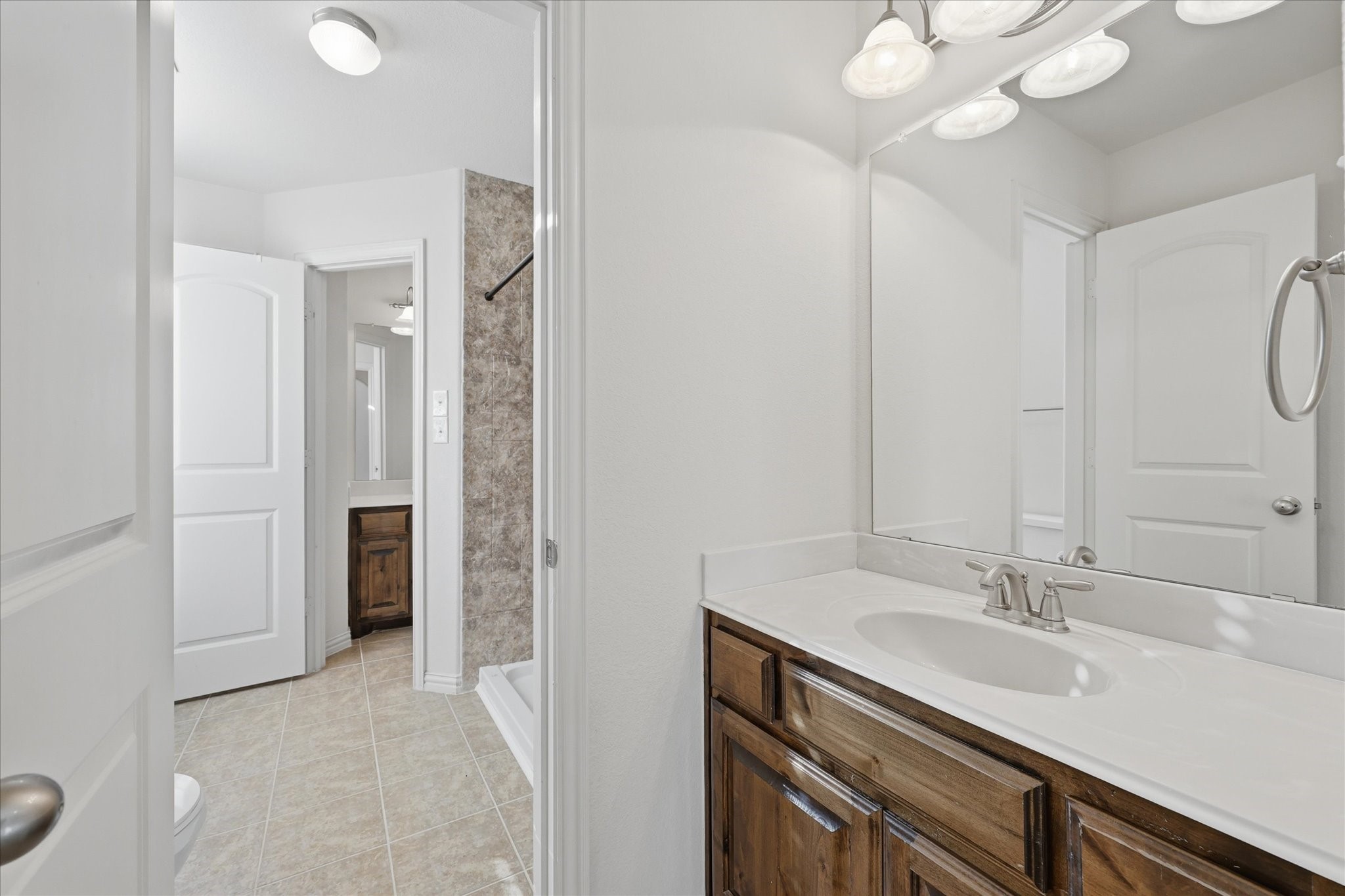 7917 E Aspermont Drive