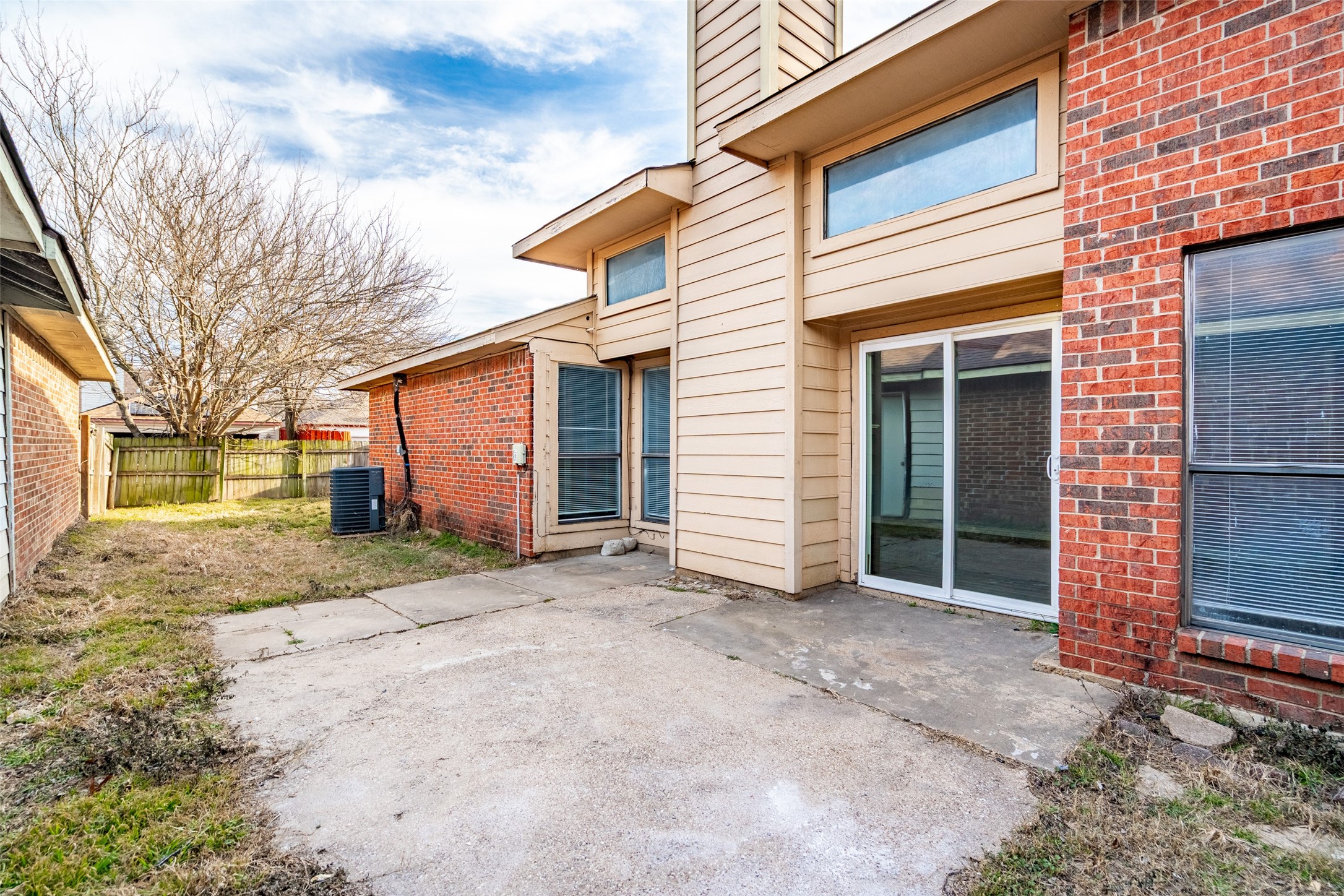 2540 Winter Oak Street