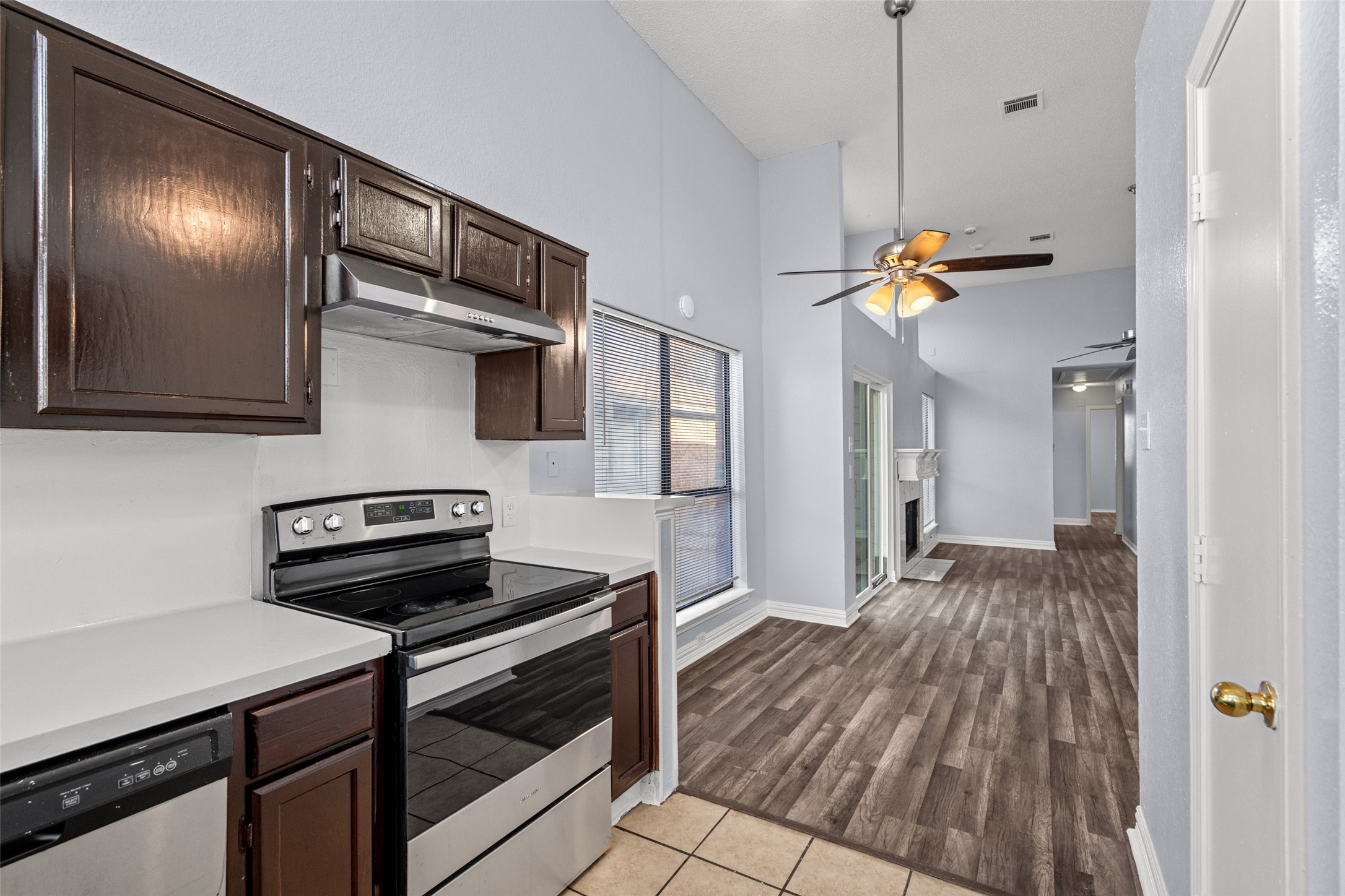 2540 Winter Oak Street