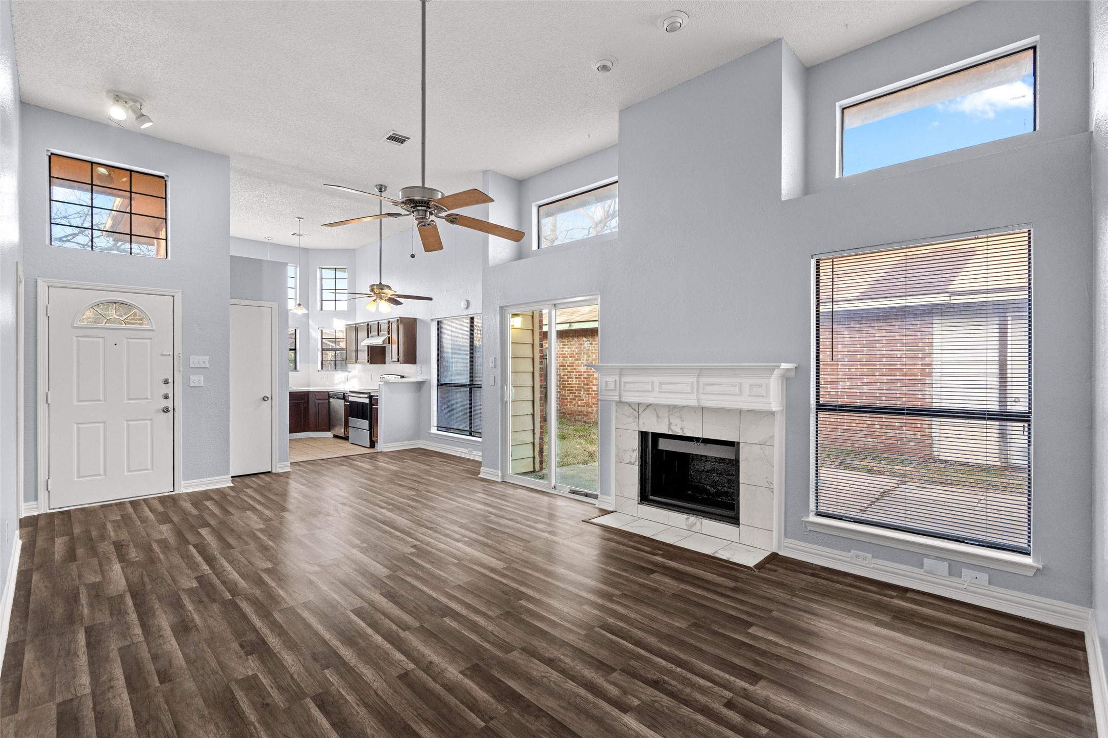 2540 Winter Oak Street